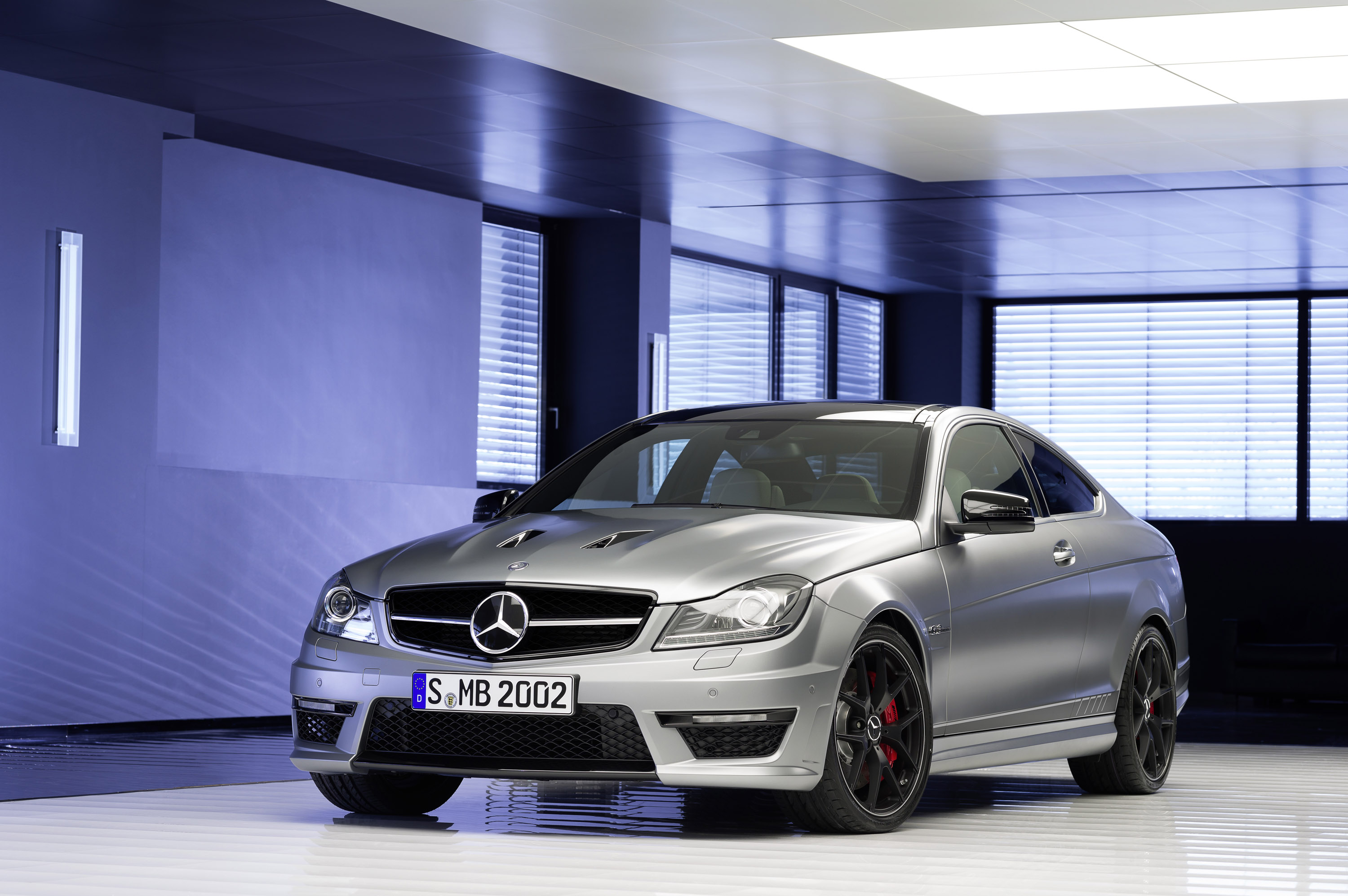 Mercedes-Benz C63 AMG Edition 507 photo #1