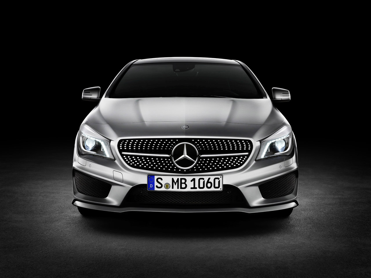 Mercedes-Benz CLA-Class photo #1