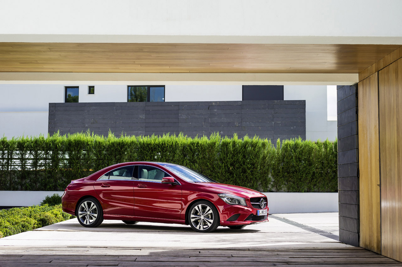 Mercedes-Benz CLA-Class photo #27