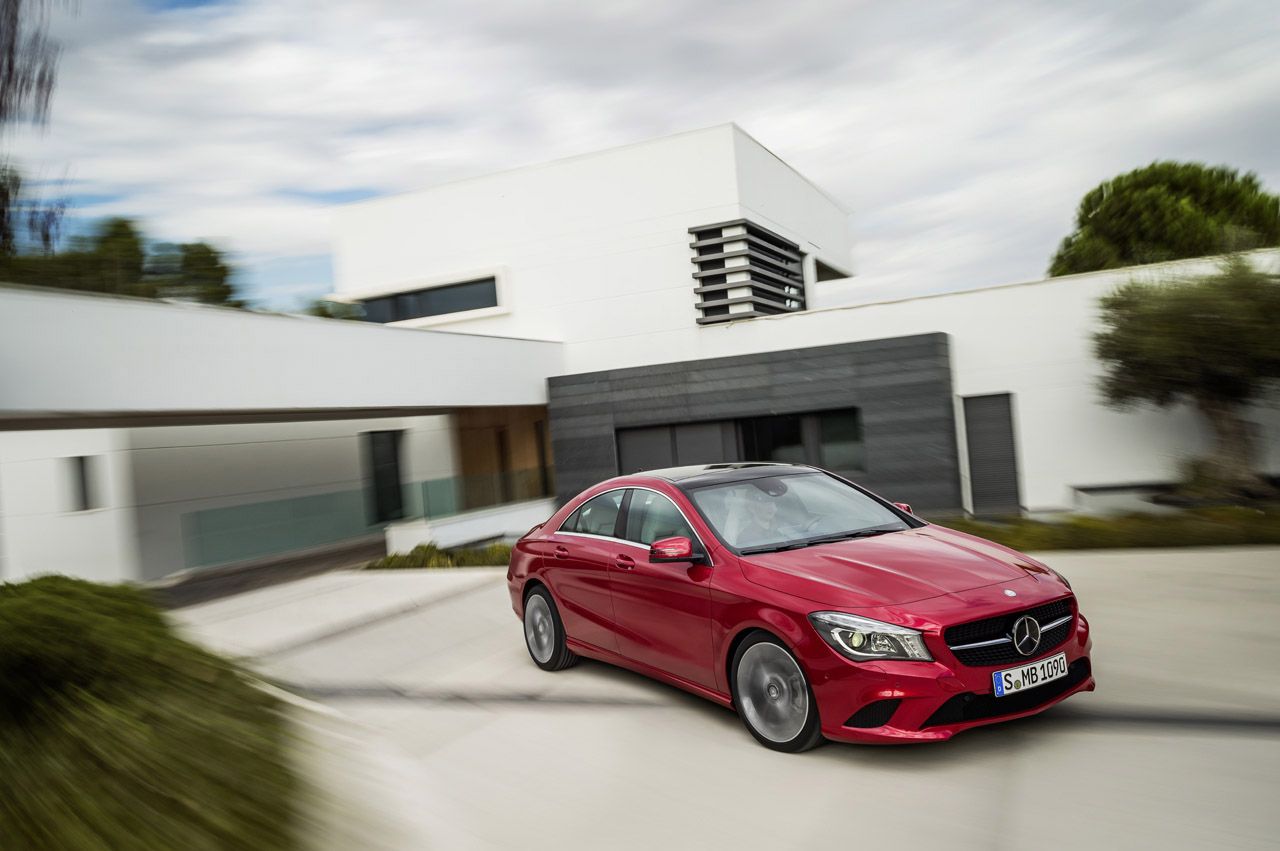 Mercedes-Benz CLA-Class photo #28