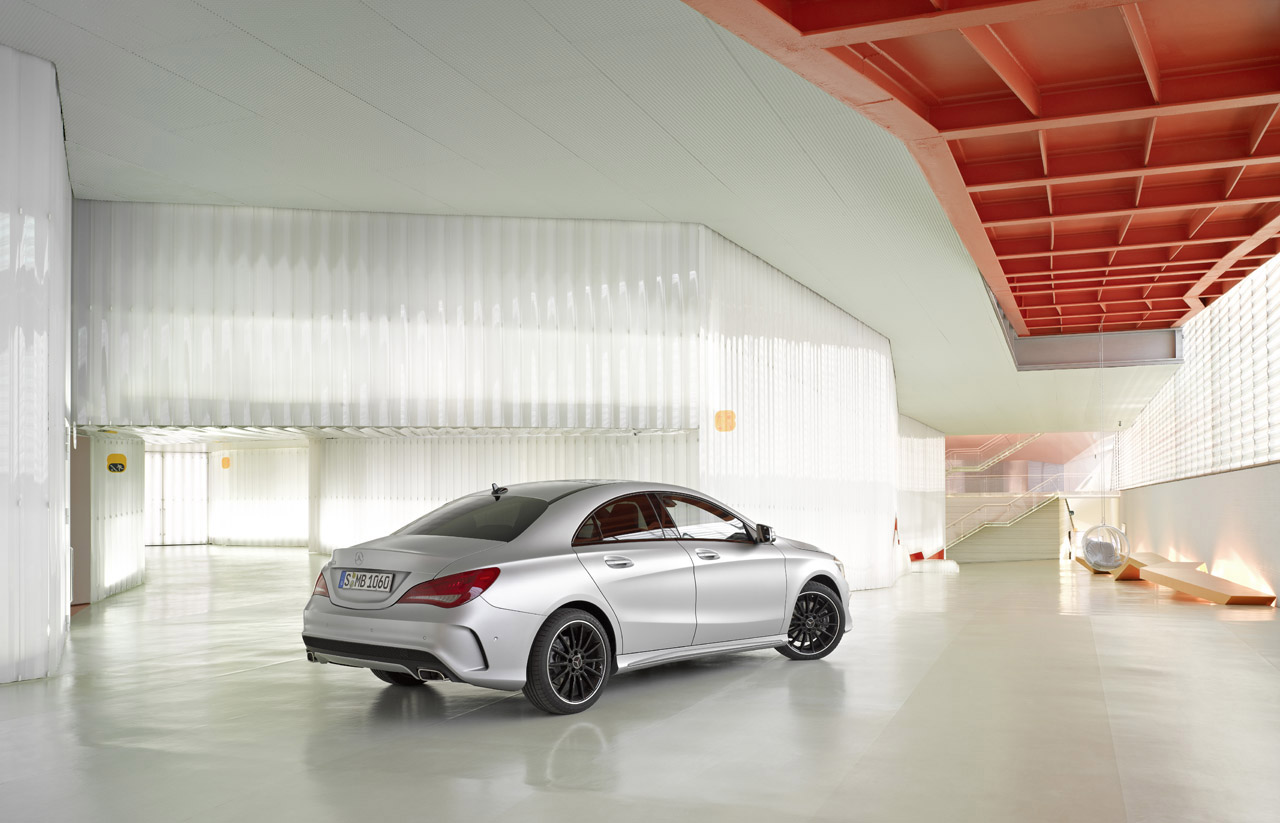 Mercedes-Benz CLA-Class photo #33