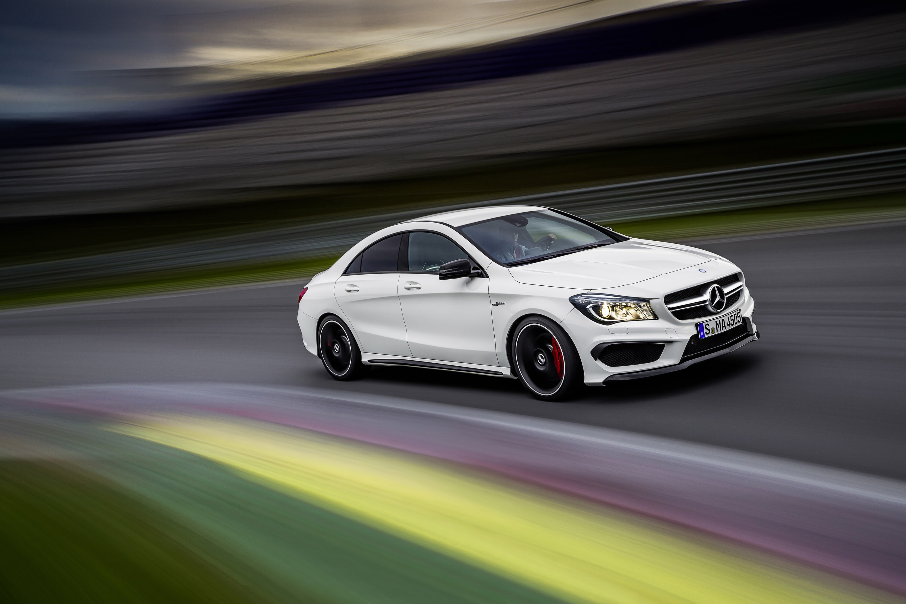 Mercedes-Benz CLA45 AMG photo #15