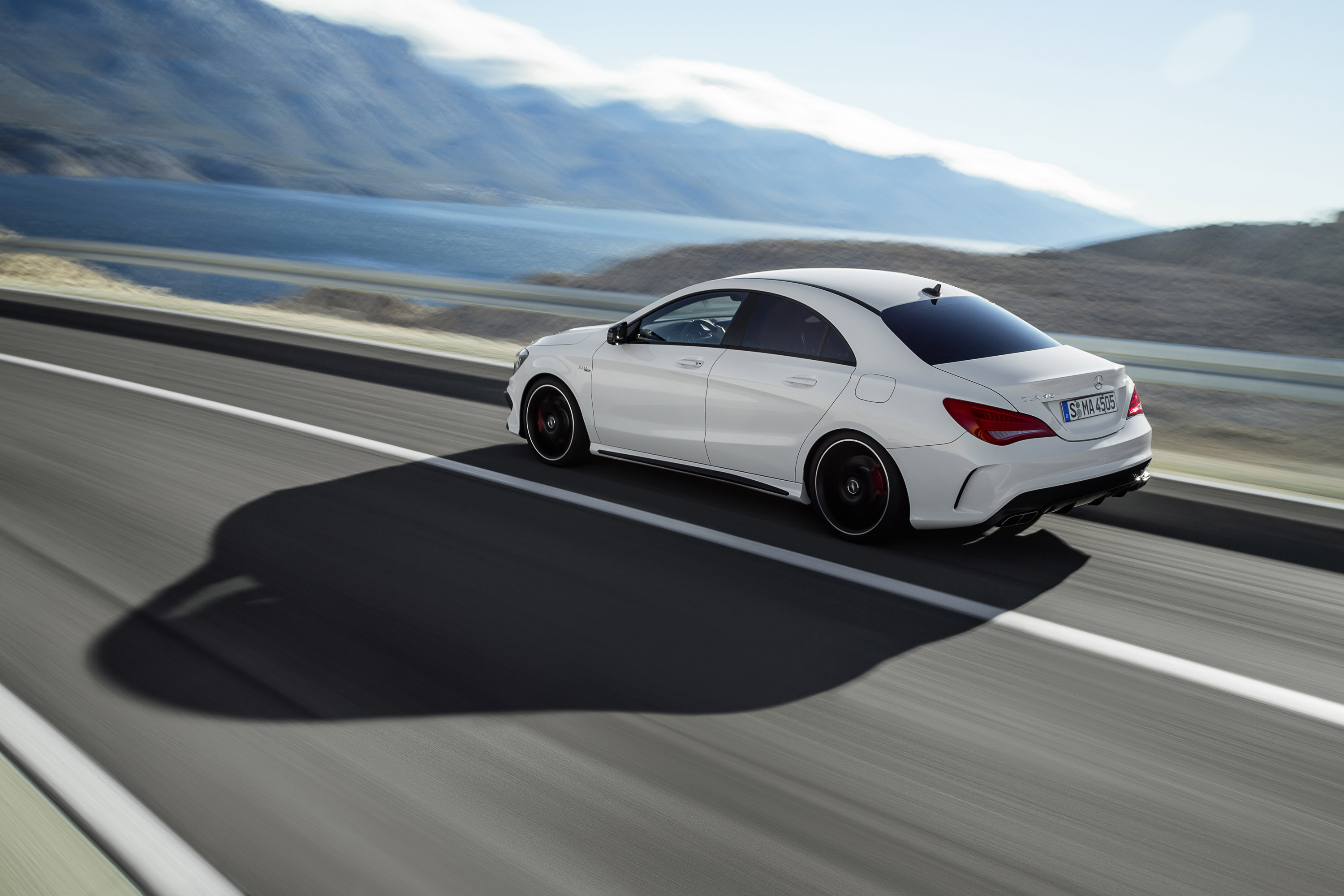 Mercedes-Benz CLA45 AMG photo #22