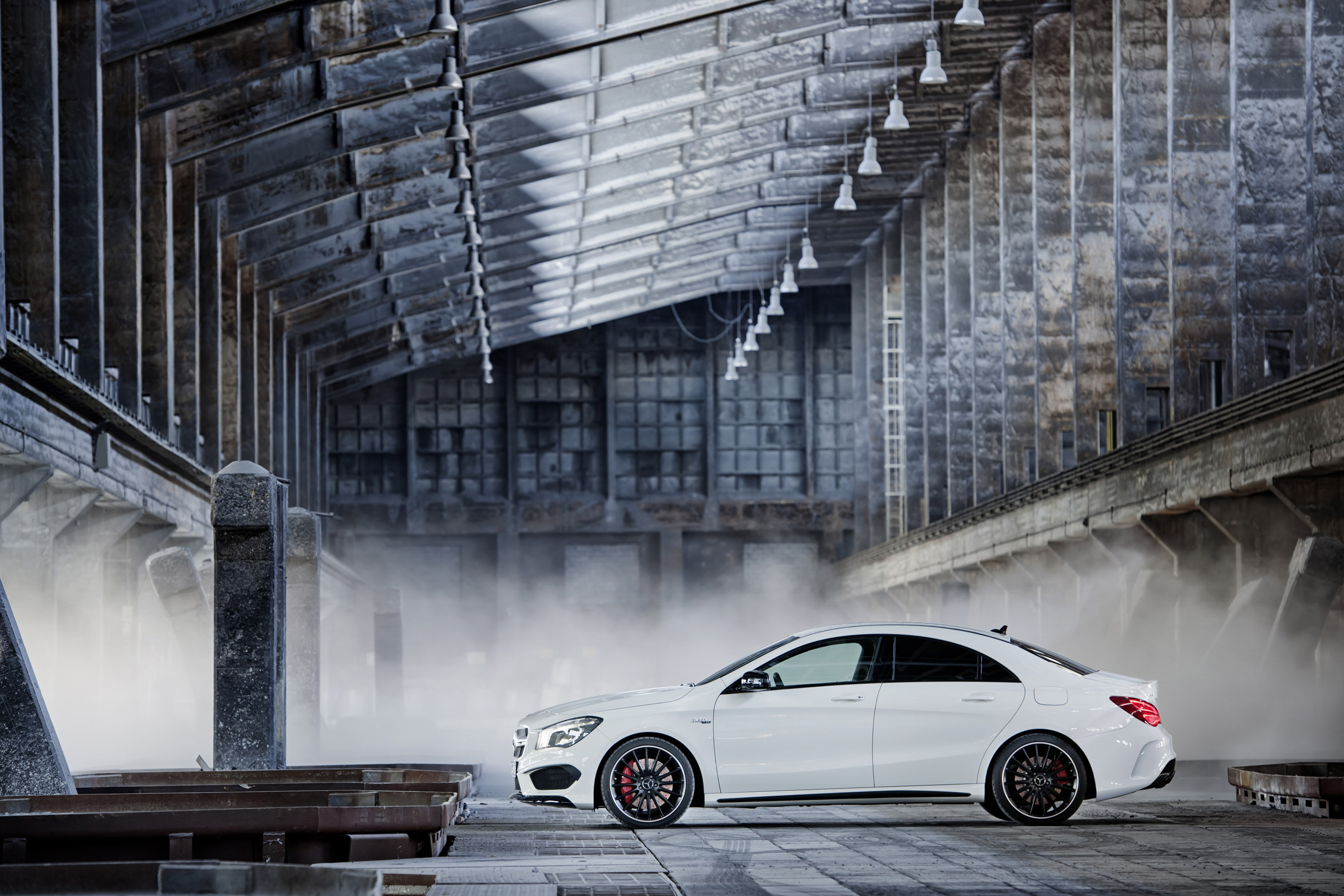 Mercedes-Benz CLA45 AMG photo #24