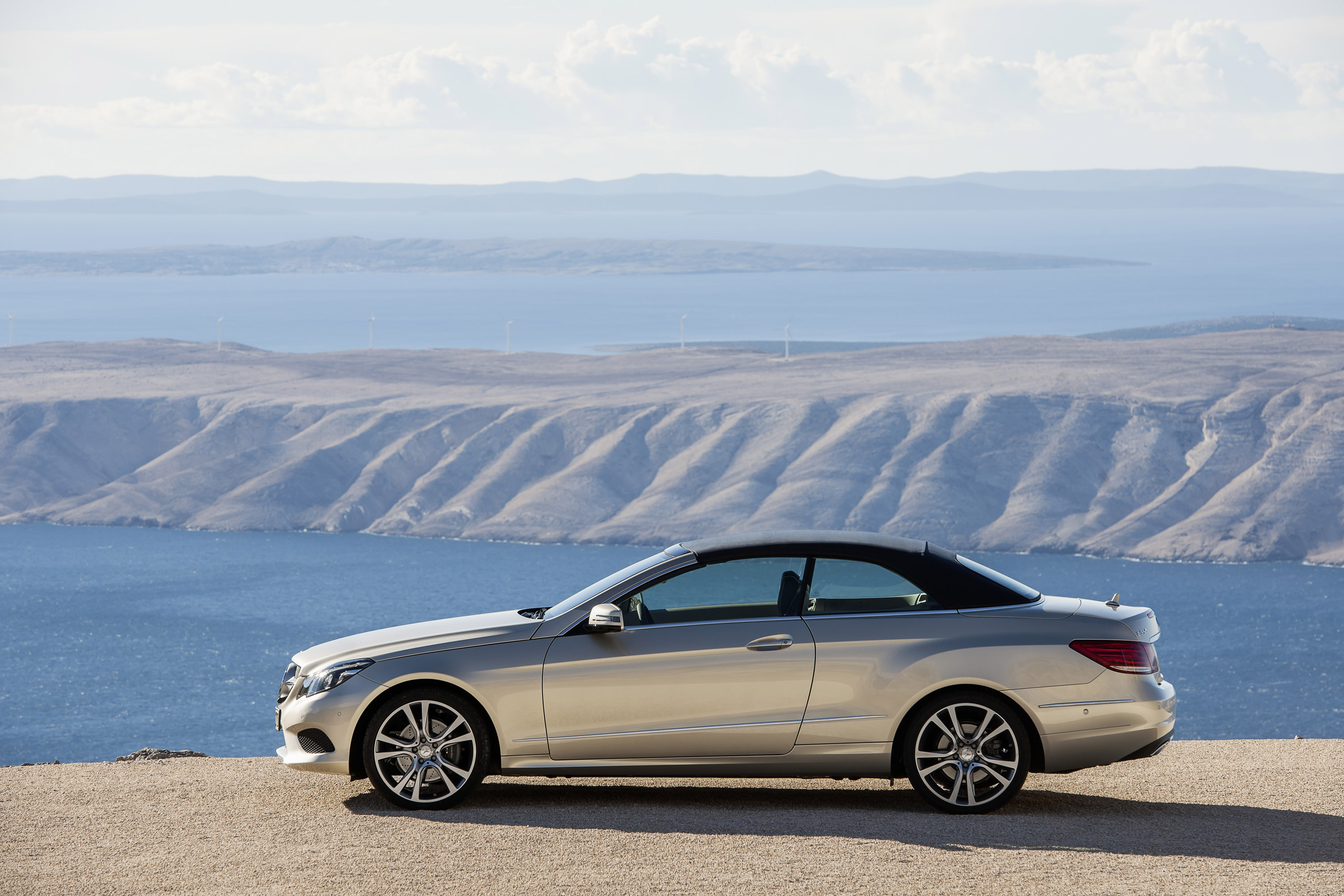 Mercedes-Benz E-Class Cabriolet photo #25
