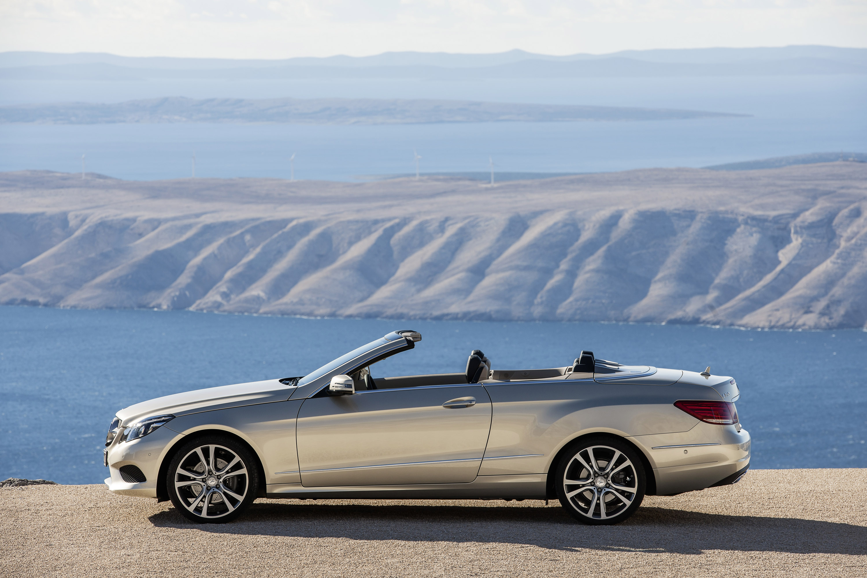 Mercedes-Benz E-Class Cabriolet photo #26