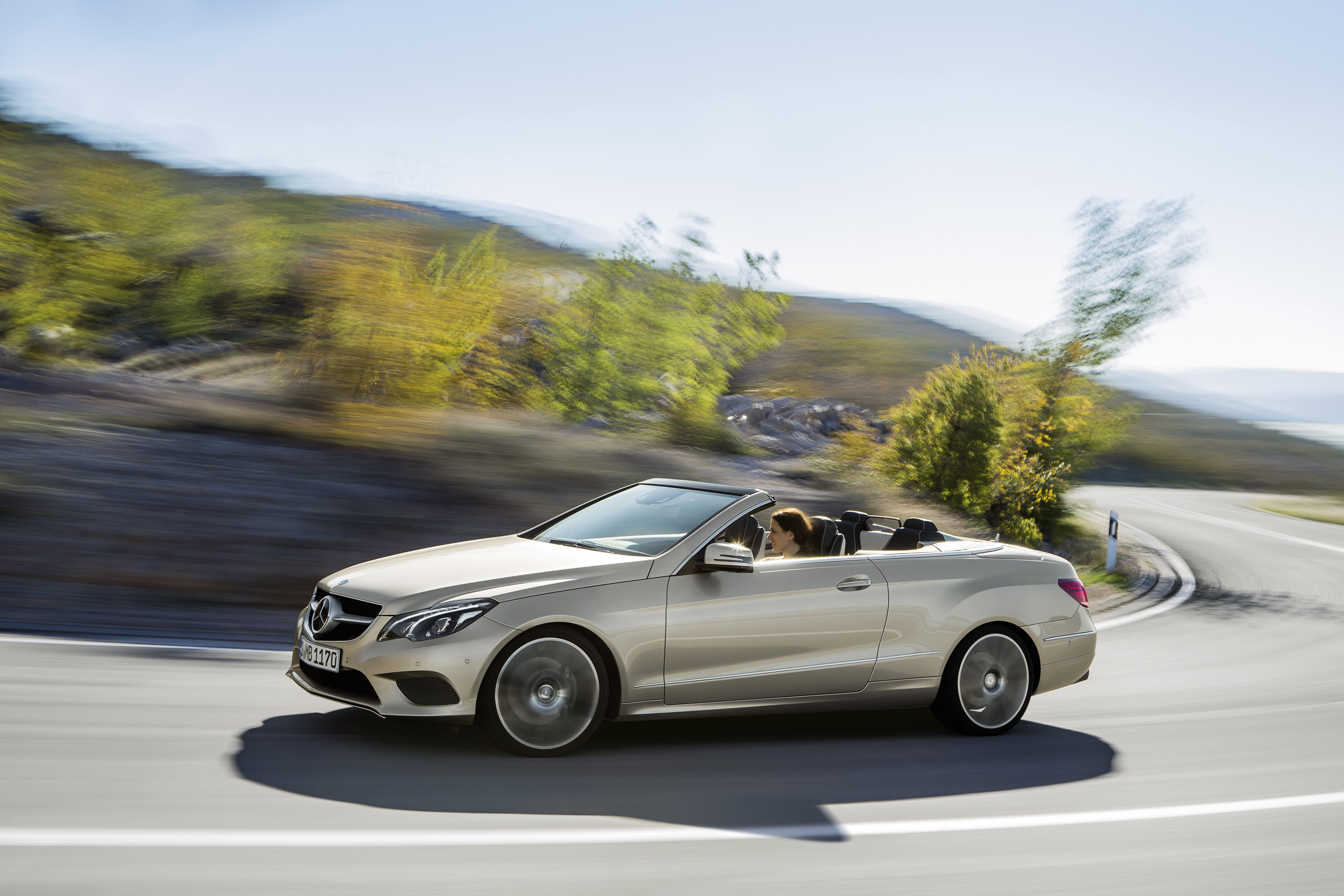 Mercedes-Benz E-Class Cabriolet photo #34