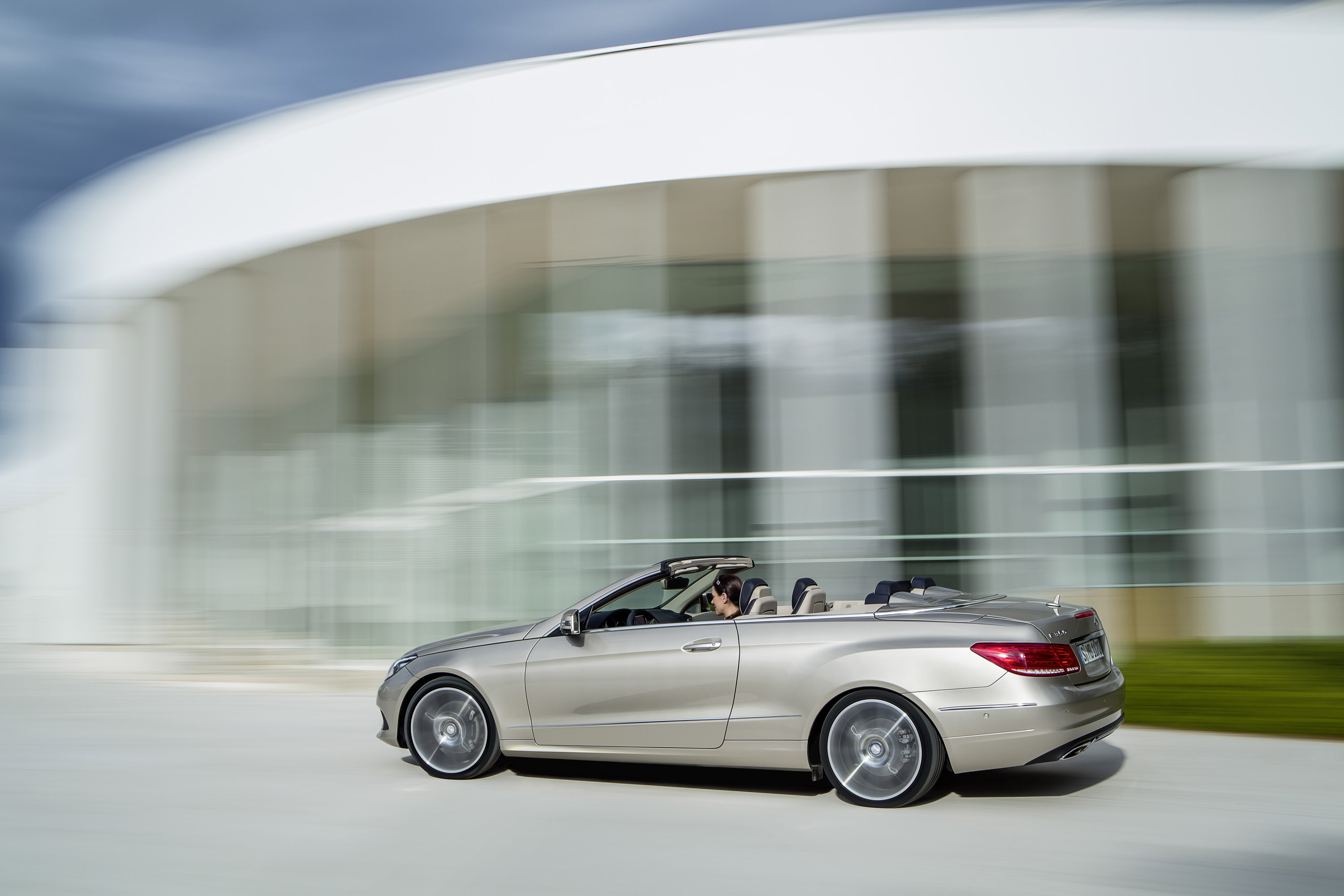 Mercedes-Benz E-Class Cabriolet photo #52