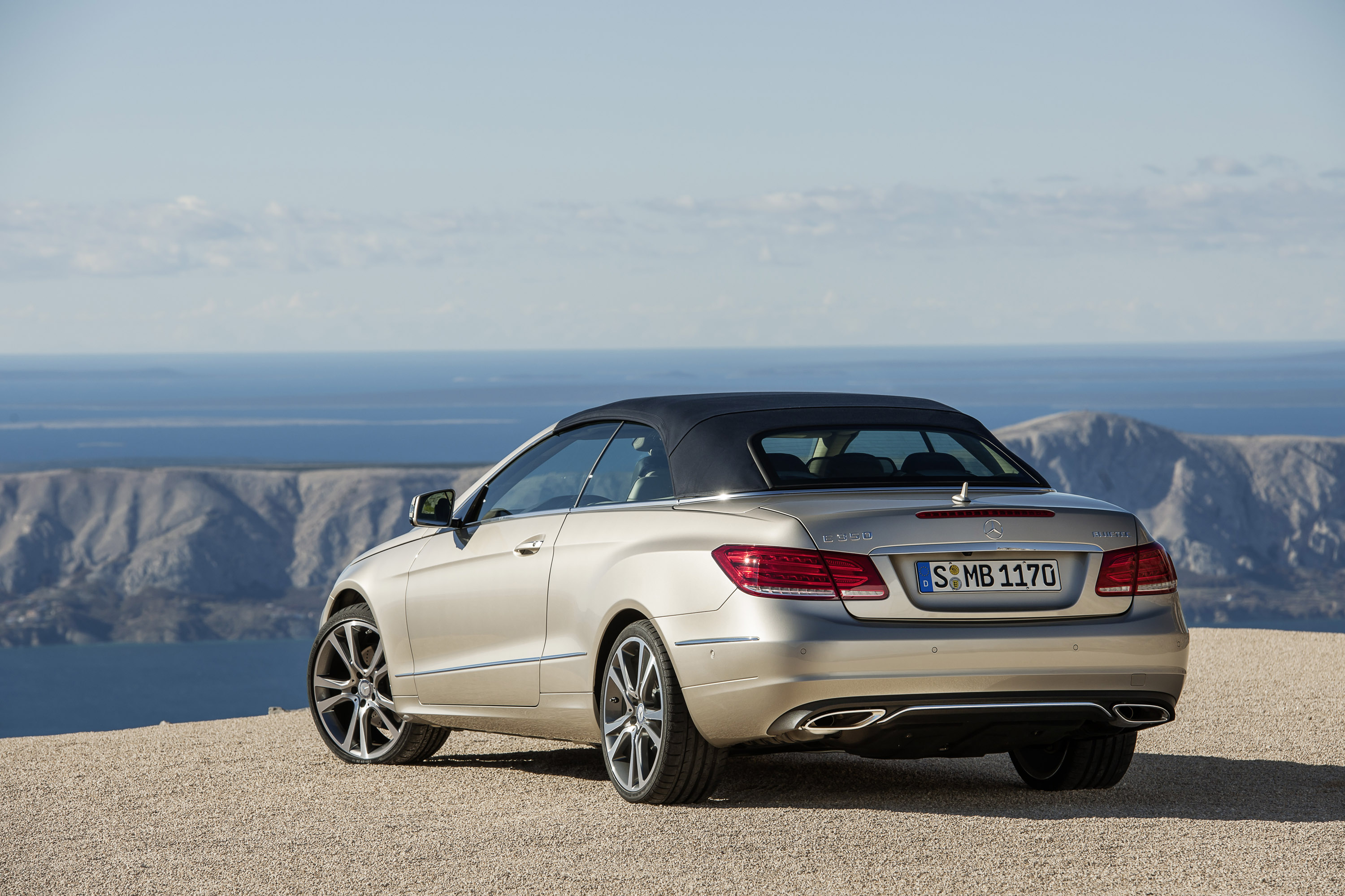 Mercedes-Benz E-Class Cabriolet photo #56
