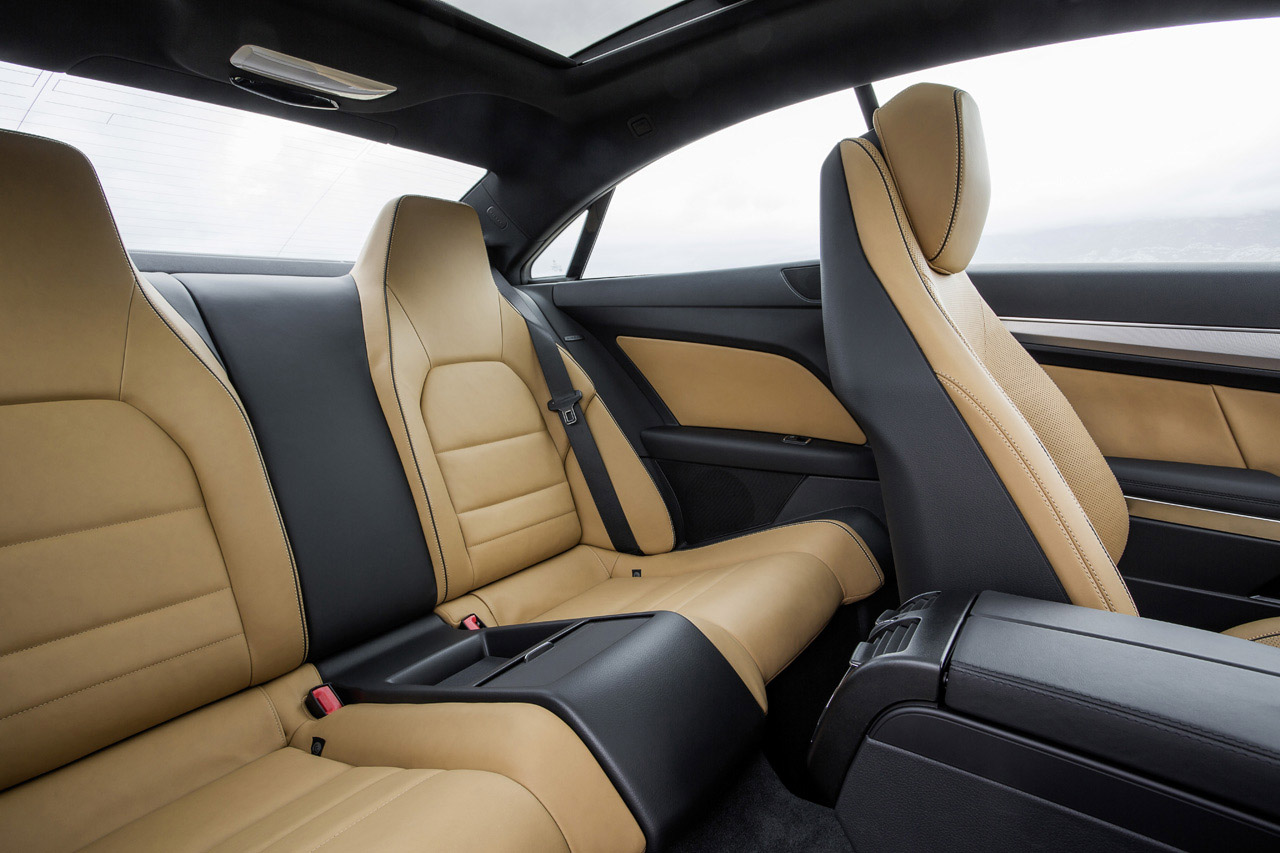 Mercedes-Benz E-Class Coupe and Cabriolet photo #37