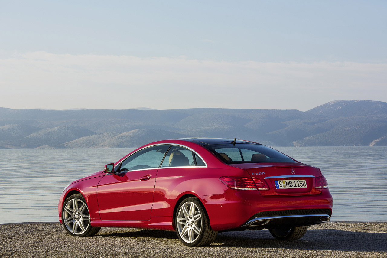 Mercedes-Benz E-Class Coupe and Cabriolet photo #40