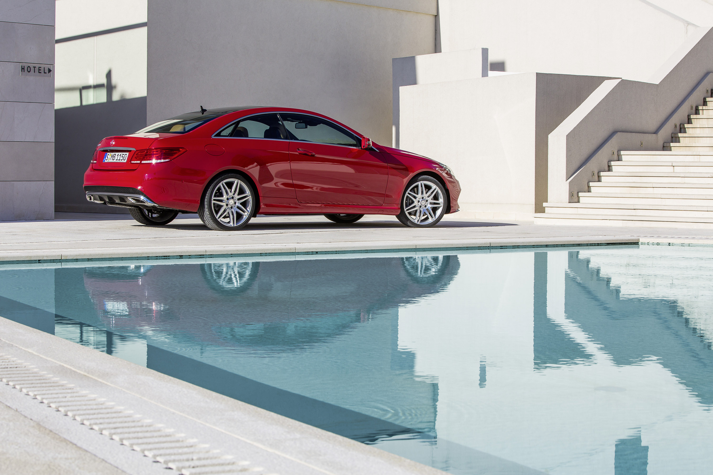 Mercedes-Benz E-Class Coupe and Cabriolet photo #41