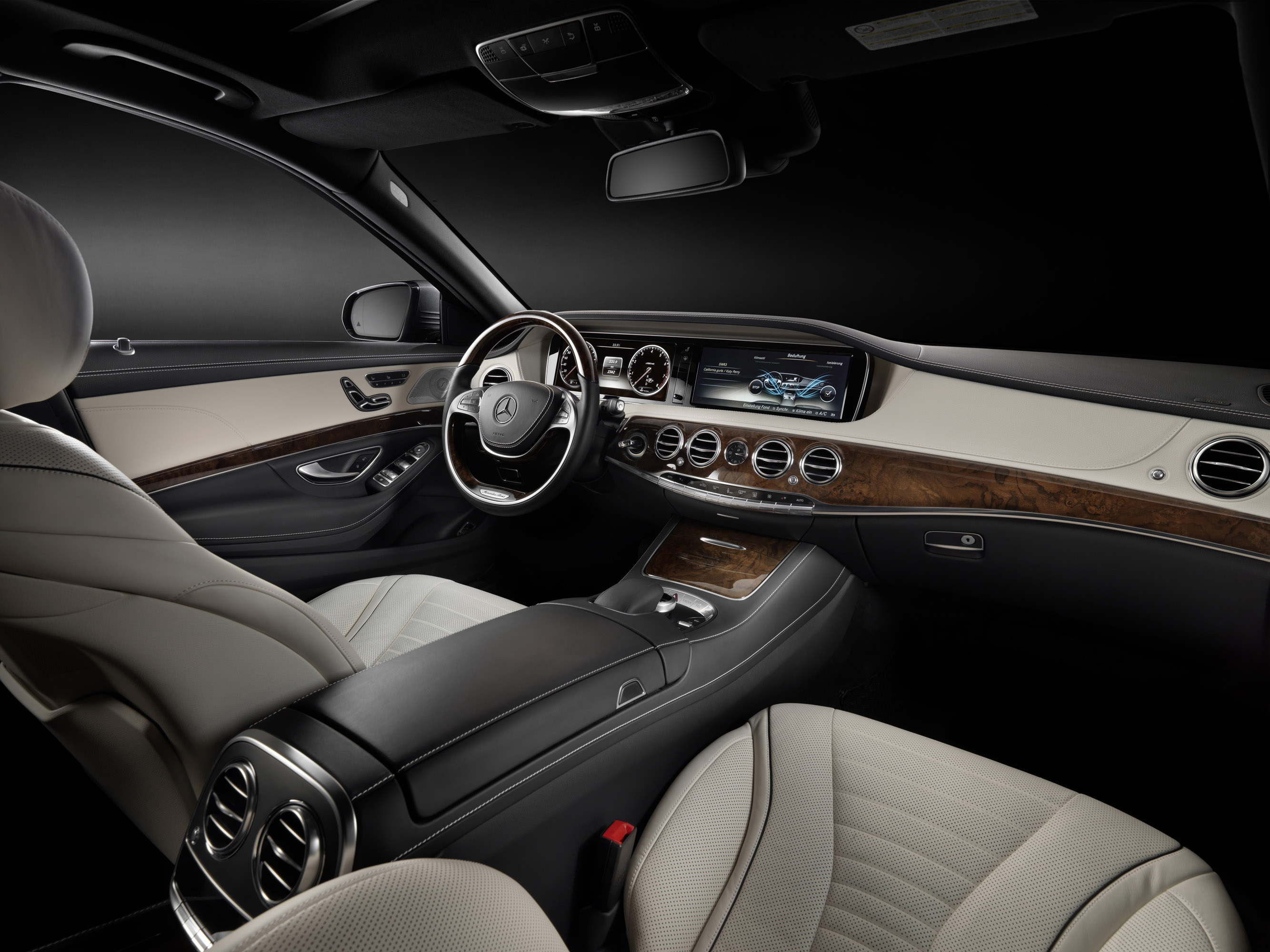 Mercedes-Benz S-Class photo #16