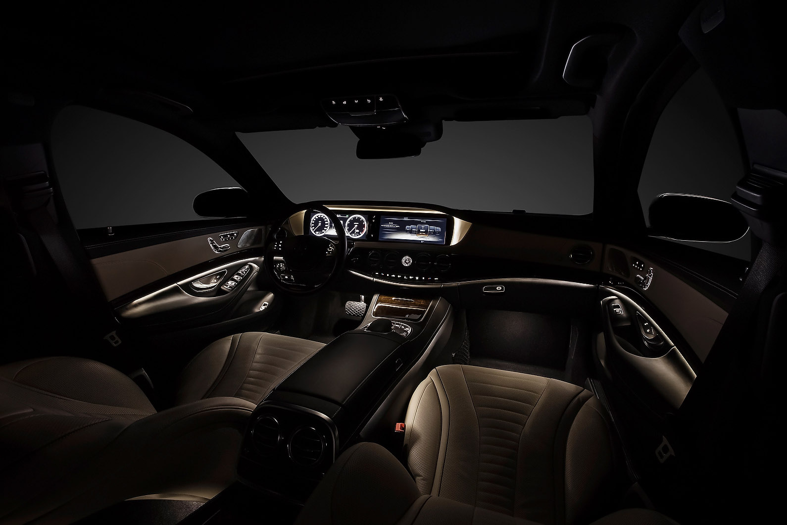 Mercedes-Benz S-Class photo #21