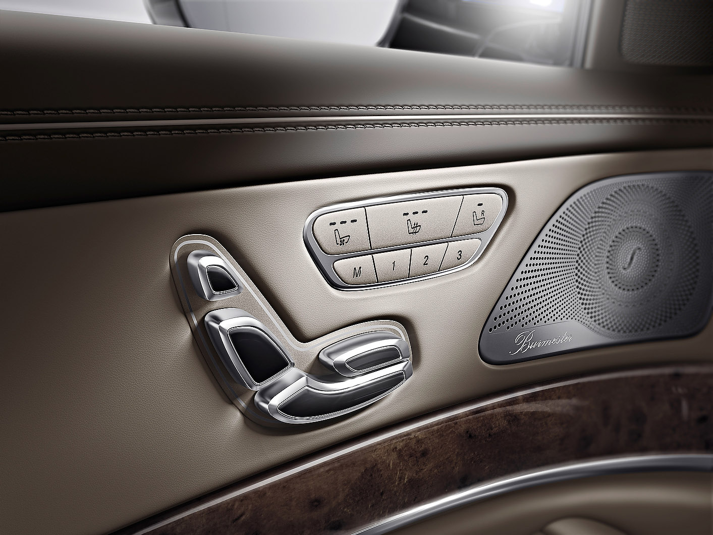 Mercedes-Benz S-Class photo #23