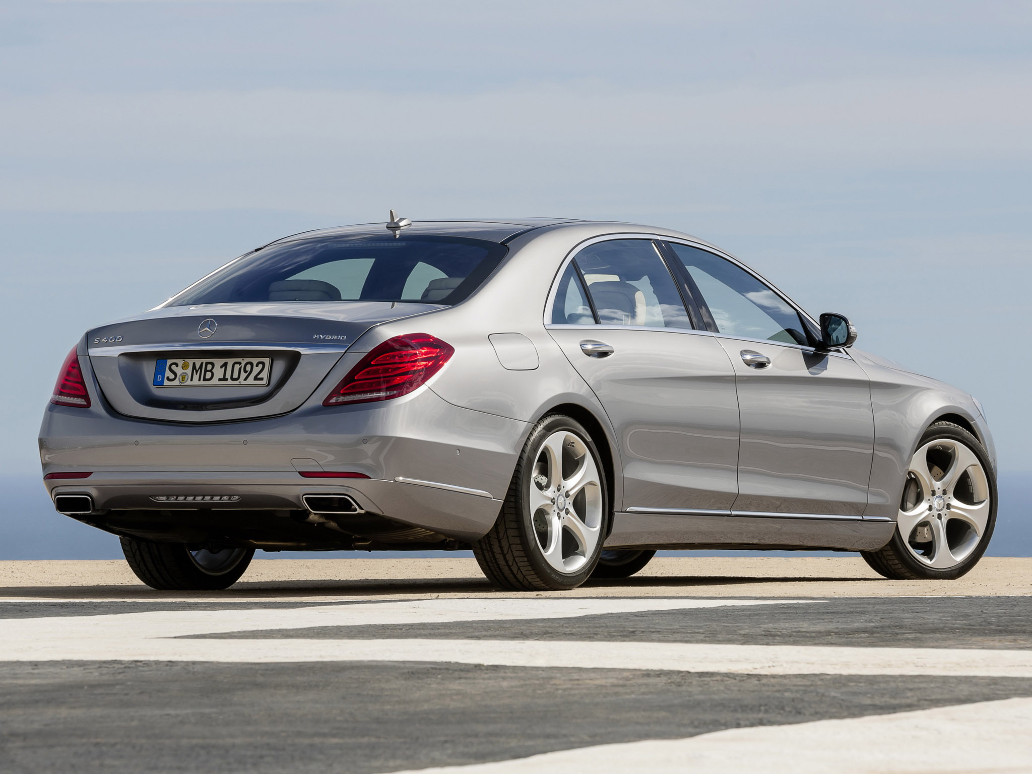 Mercedes-Benz S-Class photo #34
