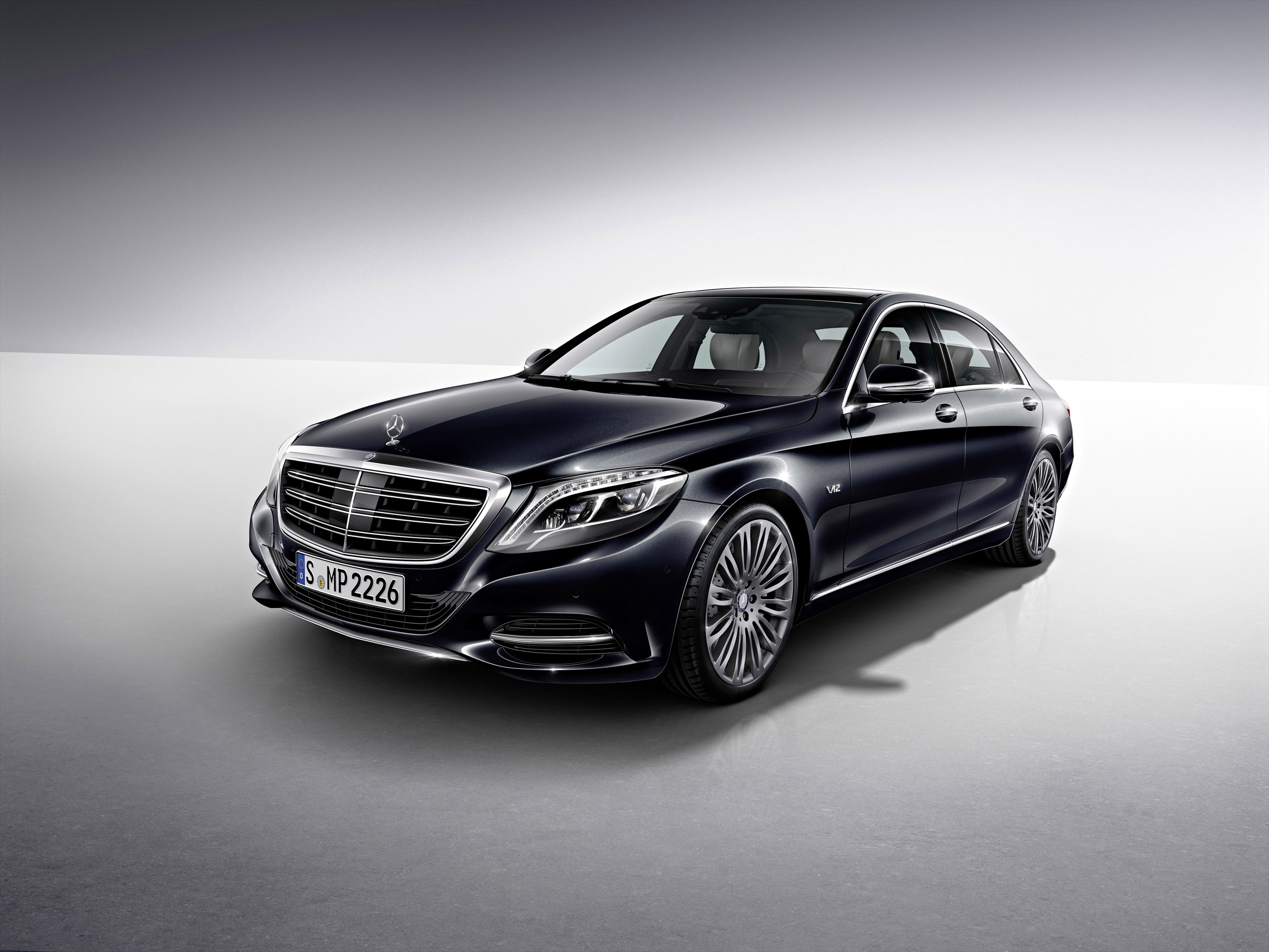 Mercedes-Benz S600 photo #1