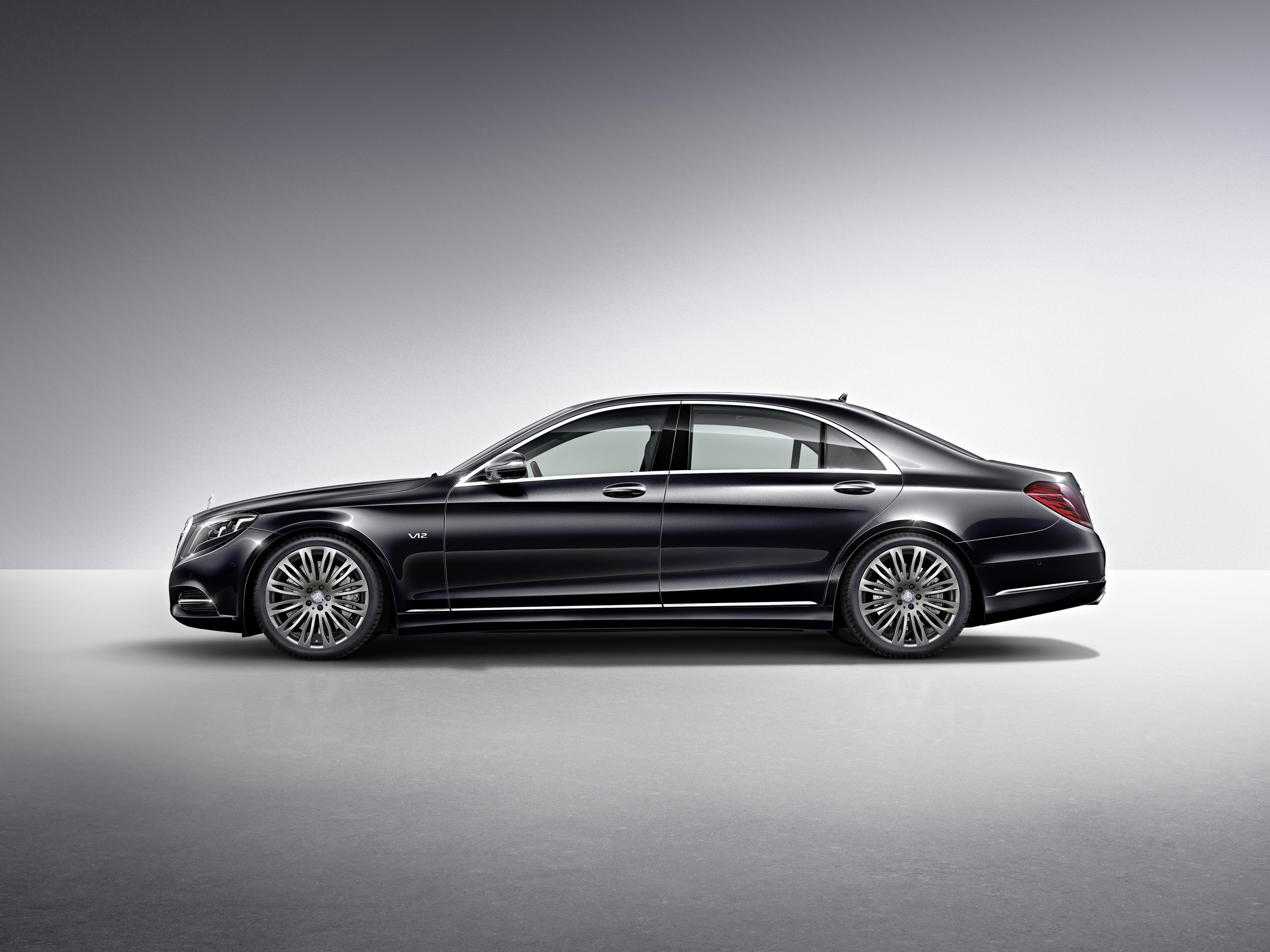 Mercedes-Benz S600 photo #2