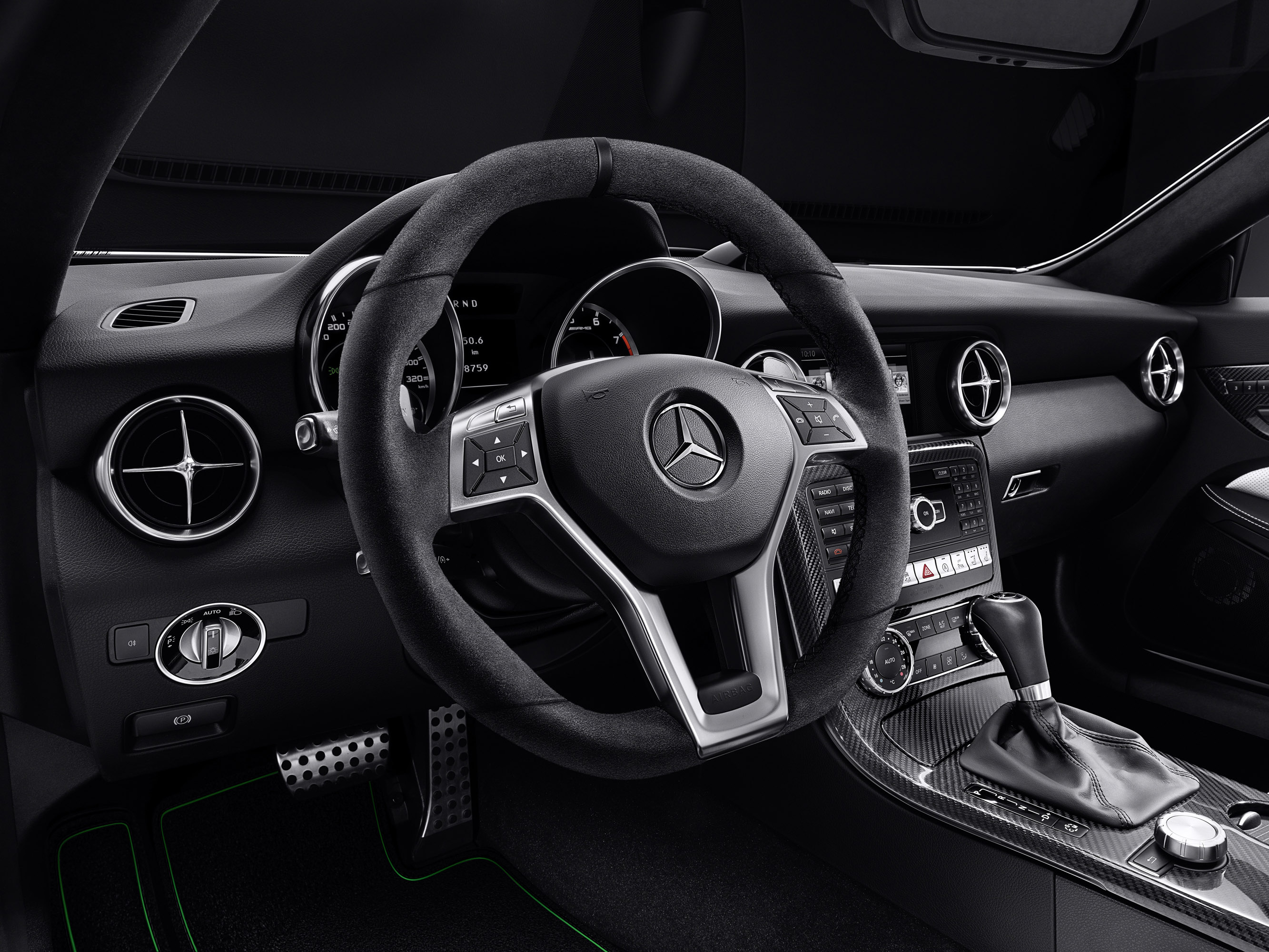 Mercedes-Benz SLK CarbonLOOK Edition photo #5