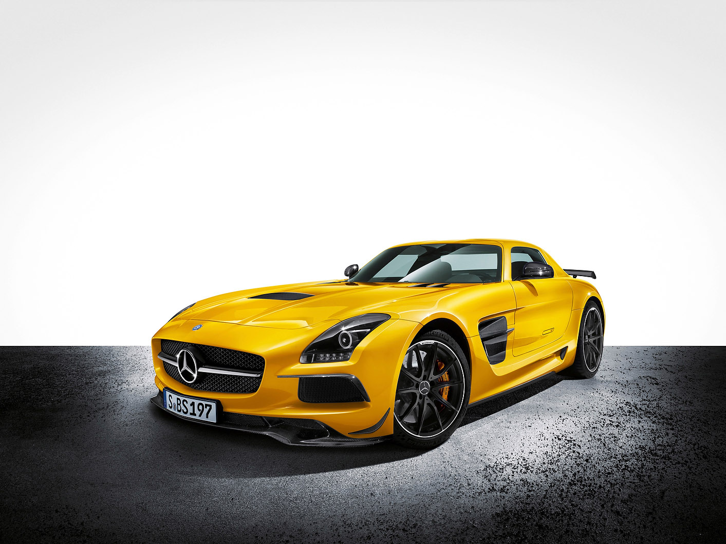 Mercedes-Benz SLS AMG Black Series photo #2