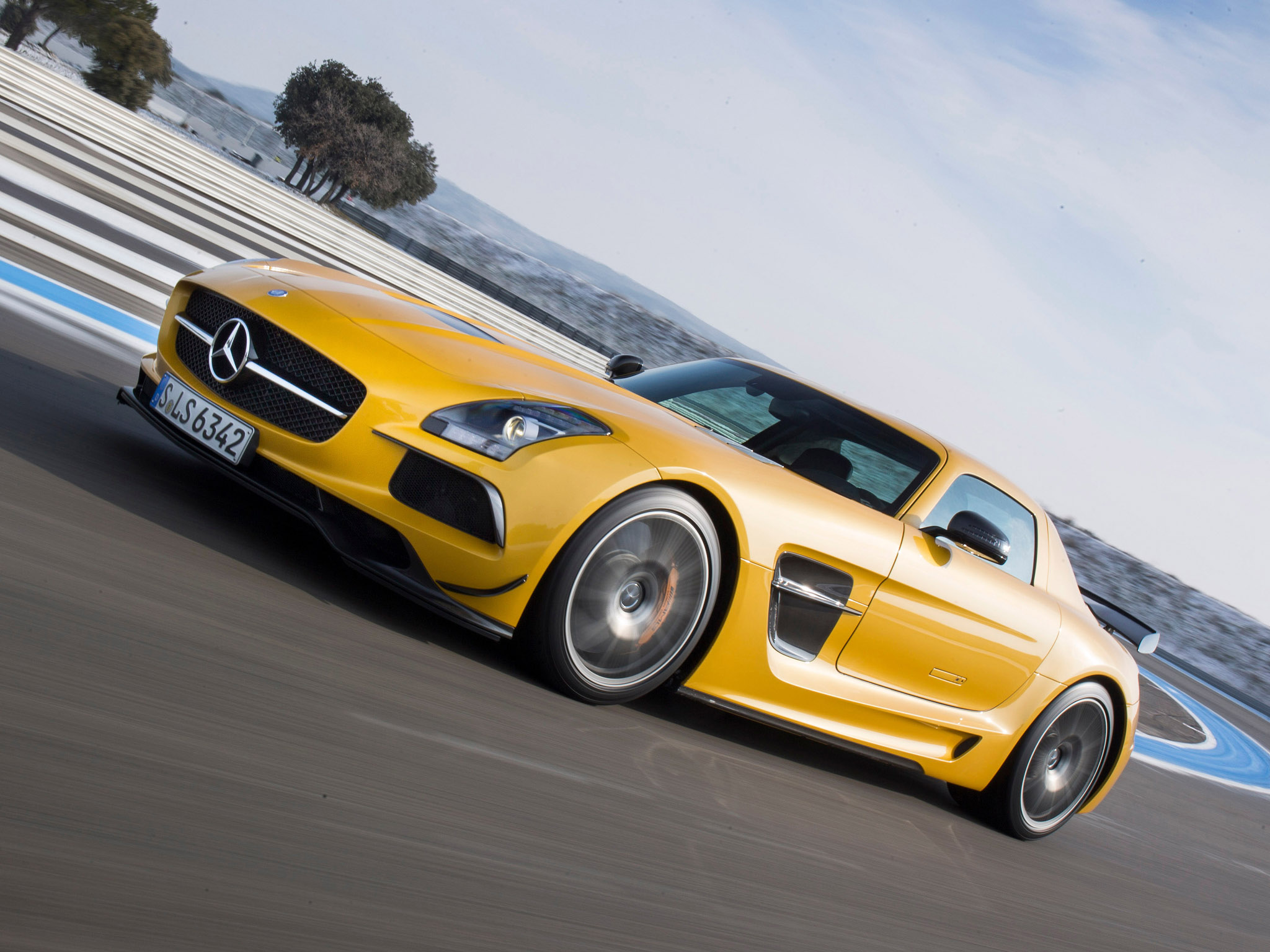 Мерседес SLS AMG 2020