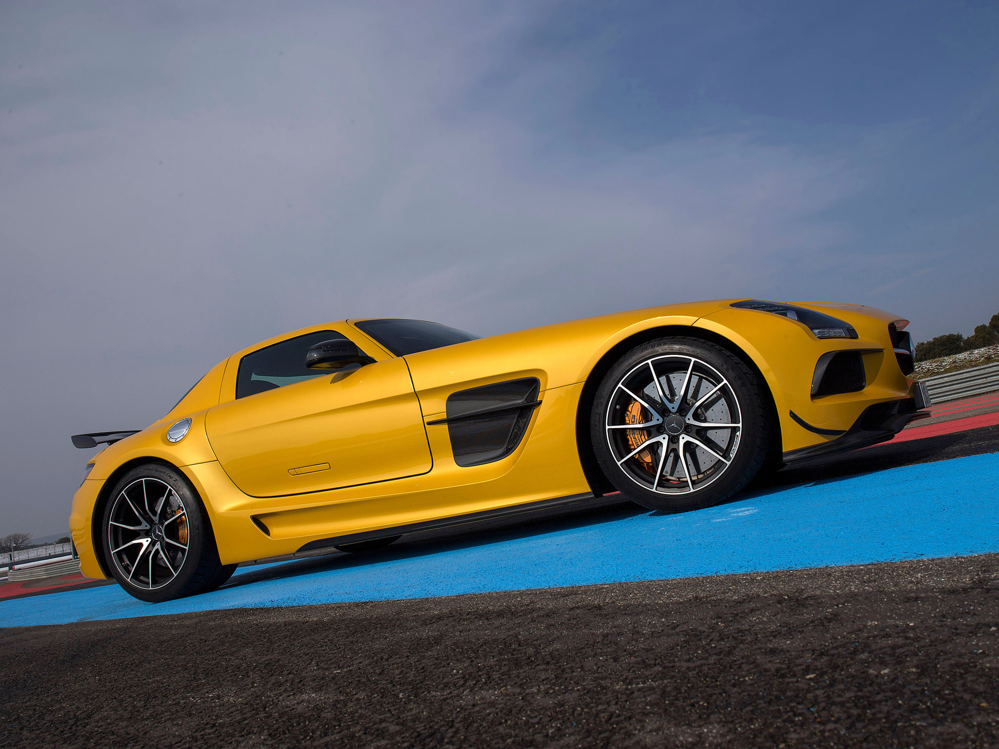 Mercedes-Benz SLS AMG Black Series photo #38