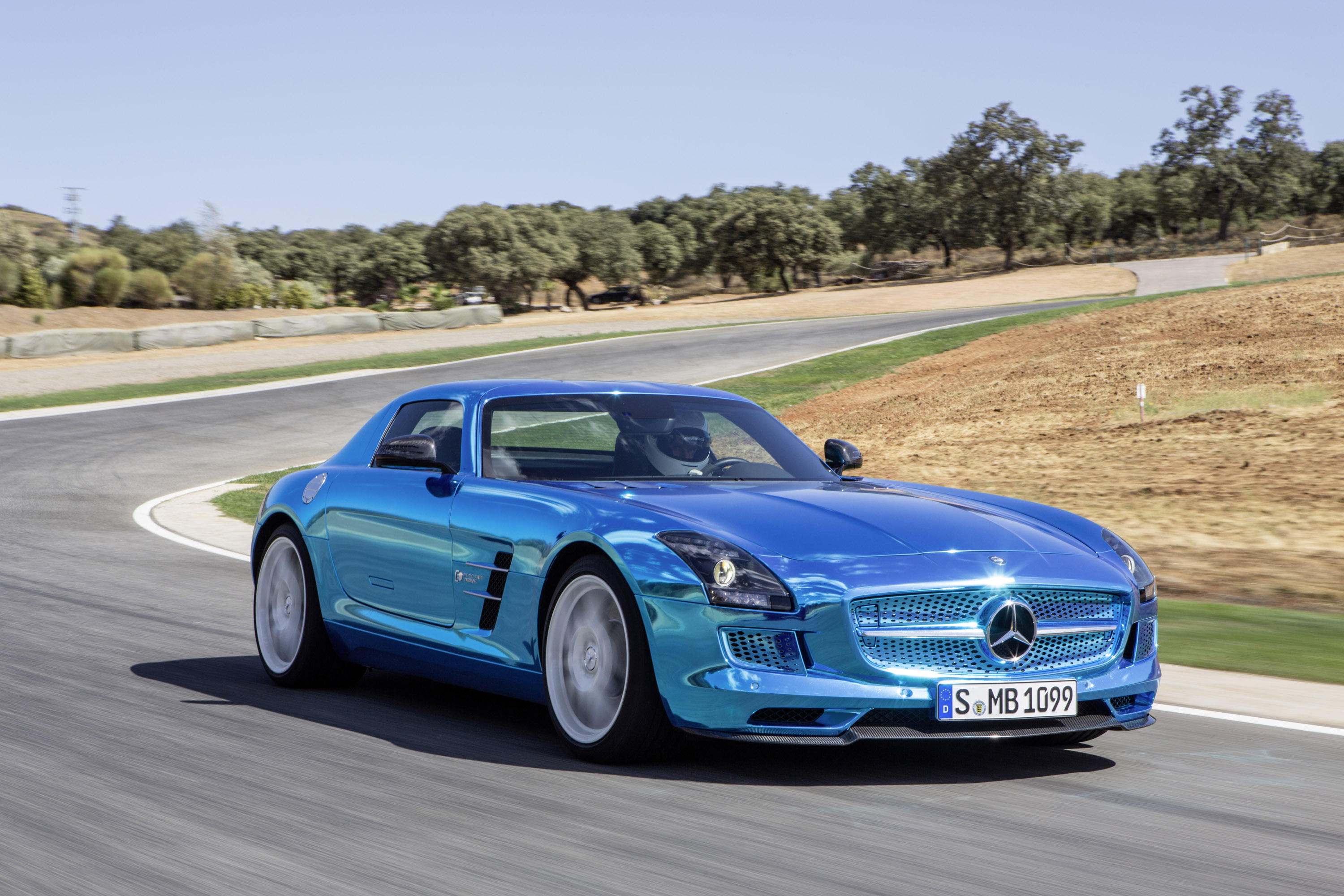 Mercedes-Benz SLS AMG Coupe Electric Drive photo #3