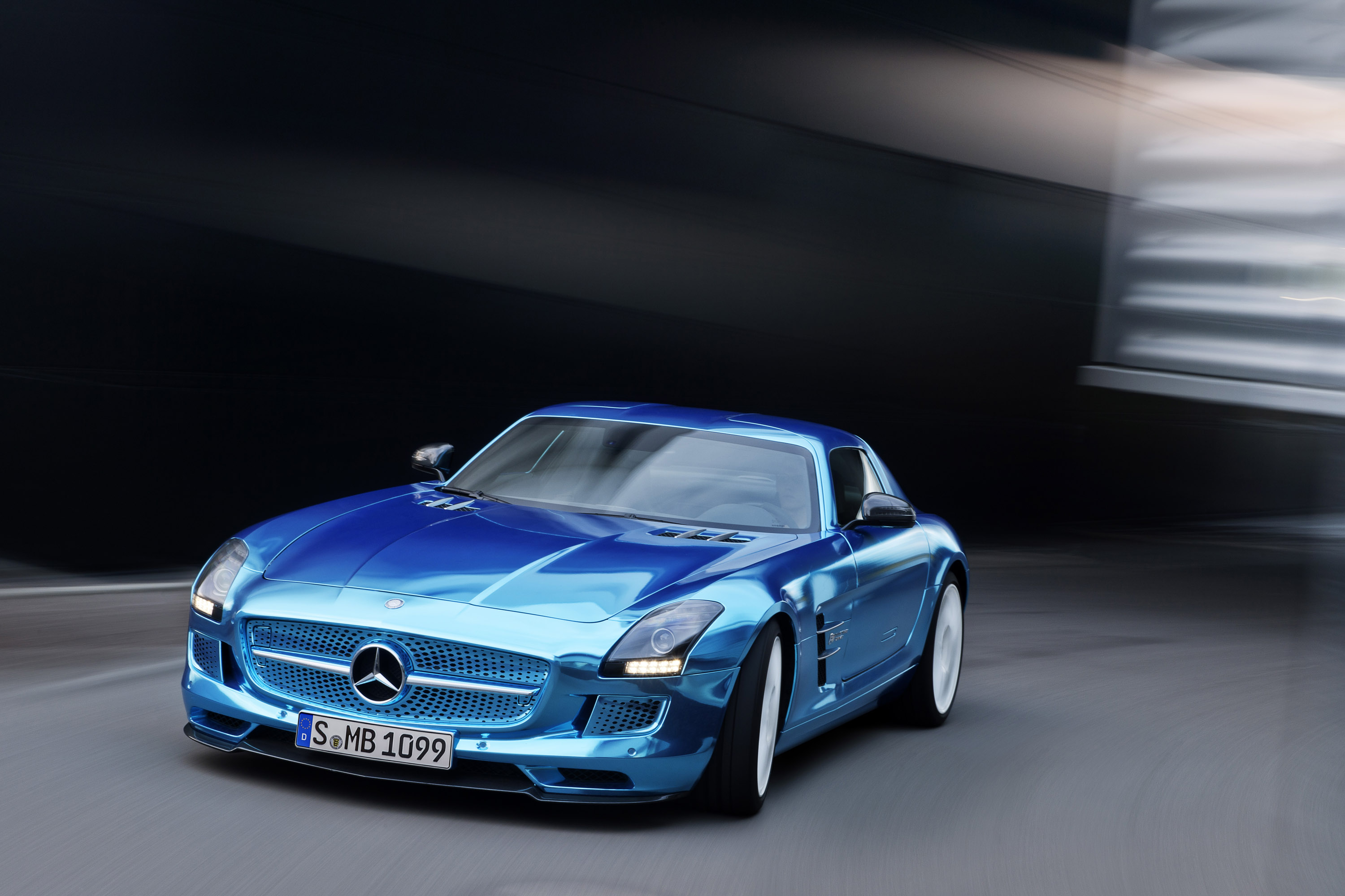 Mercedes-Benz SLS AMG Coupe Electric Drive photo #6
