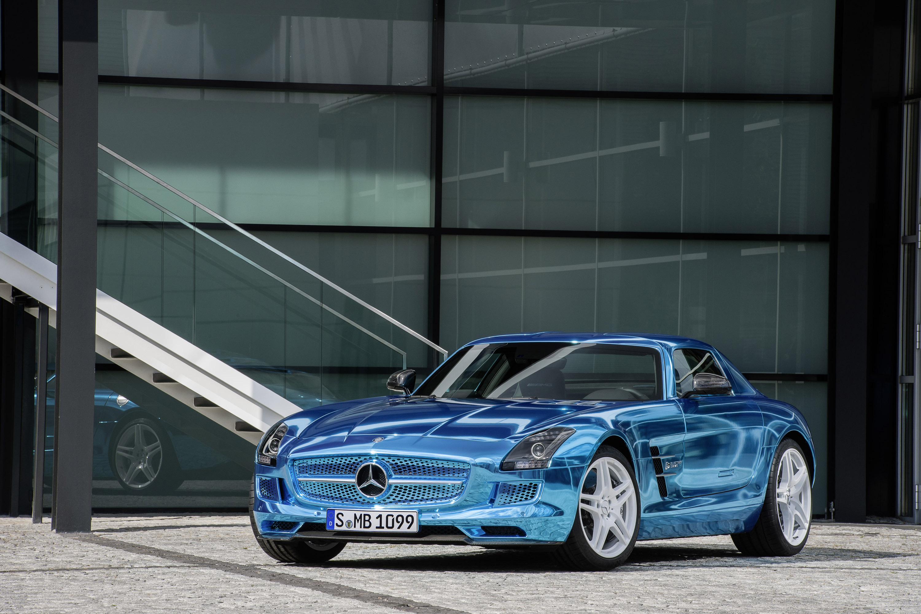 Mercedes-Benz SLS AMG Coupe Electric Drive photo #8