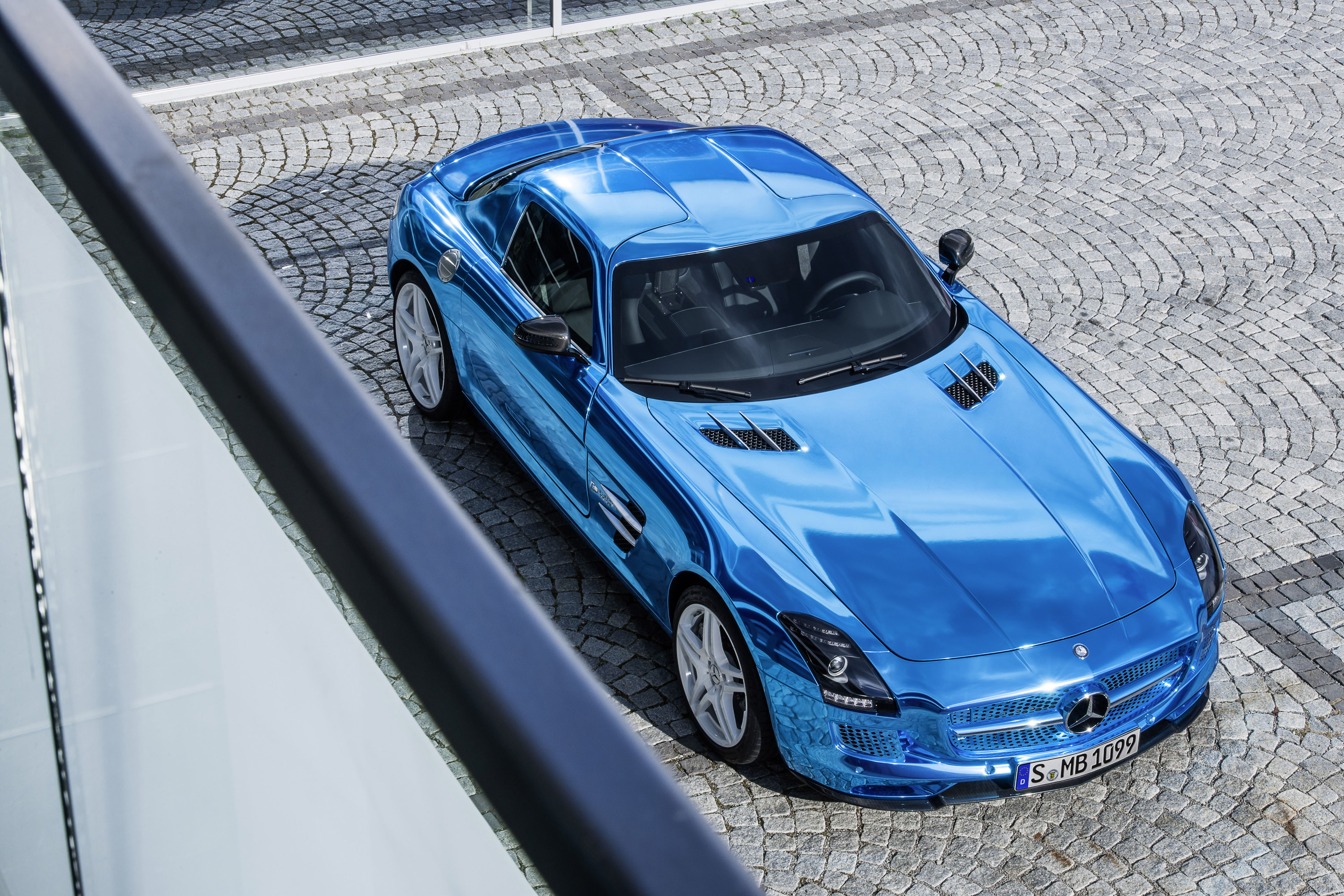 Mercedes-Benz SLS AMG Coupe Electric Drive photo #15