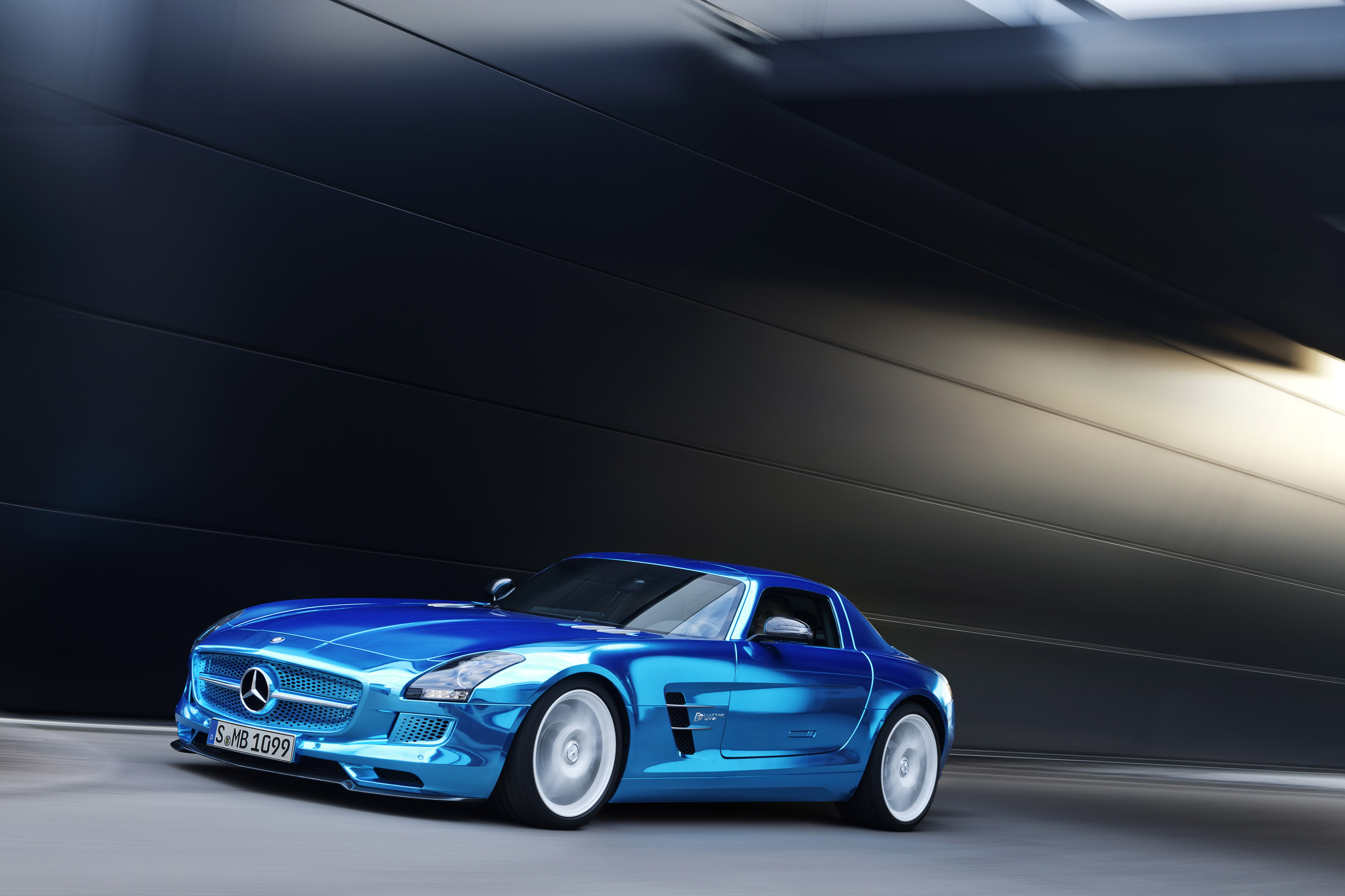 Mercedes-Benz SLS AMG Coupe Electric Drive photo #16
