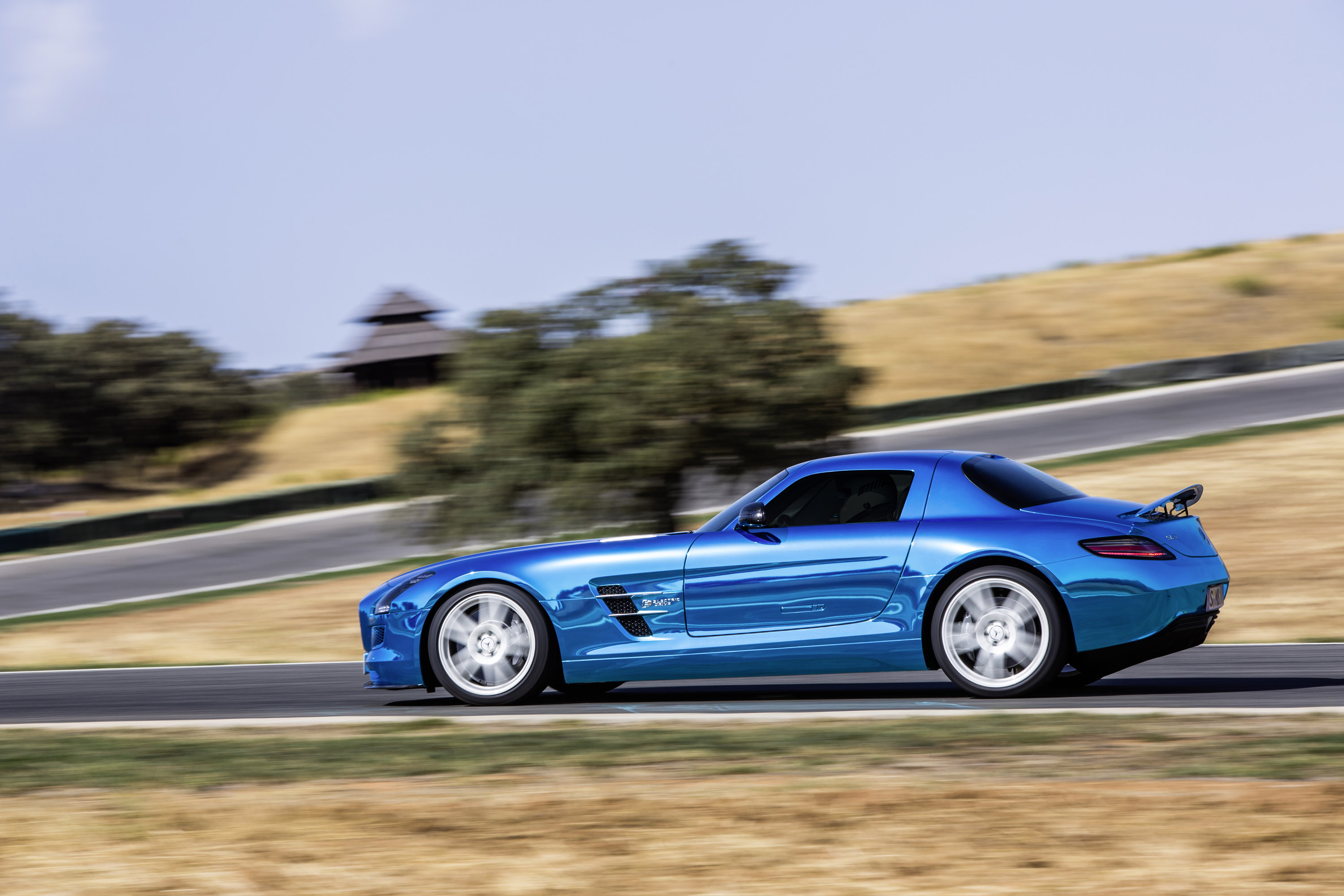 Mercedes-Benz SLS AMG Coupe Electric Drive photo #20