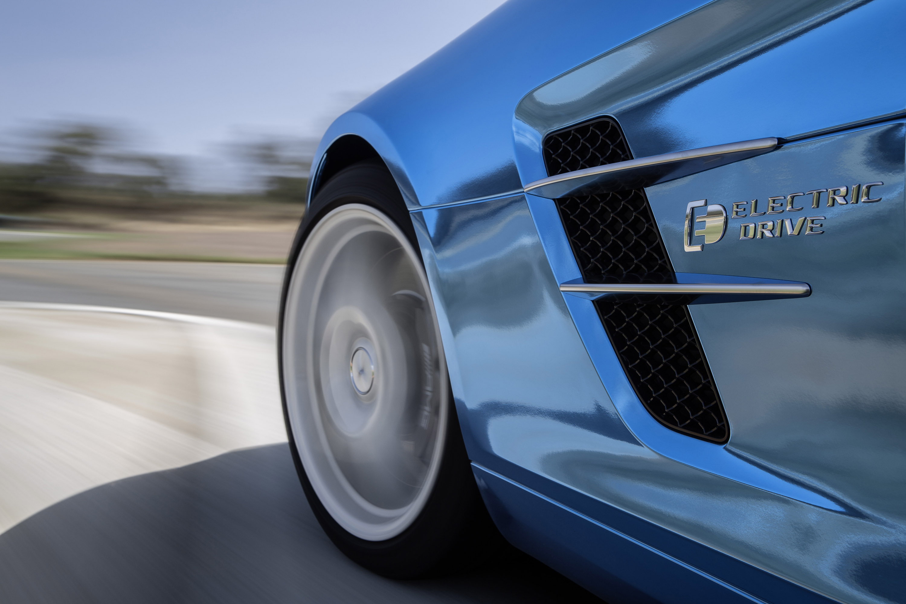 Mercedes-Benz SLS AMG Coupe Electric Drive photo #29