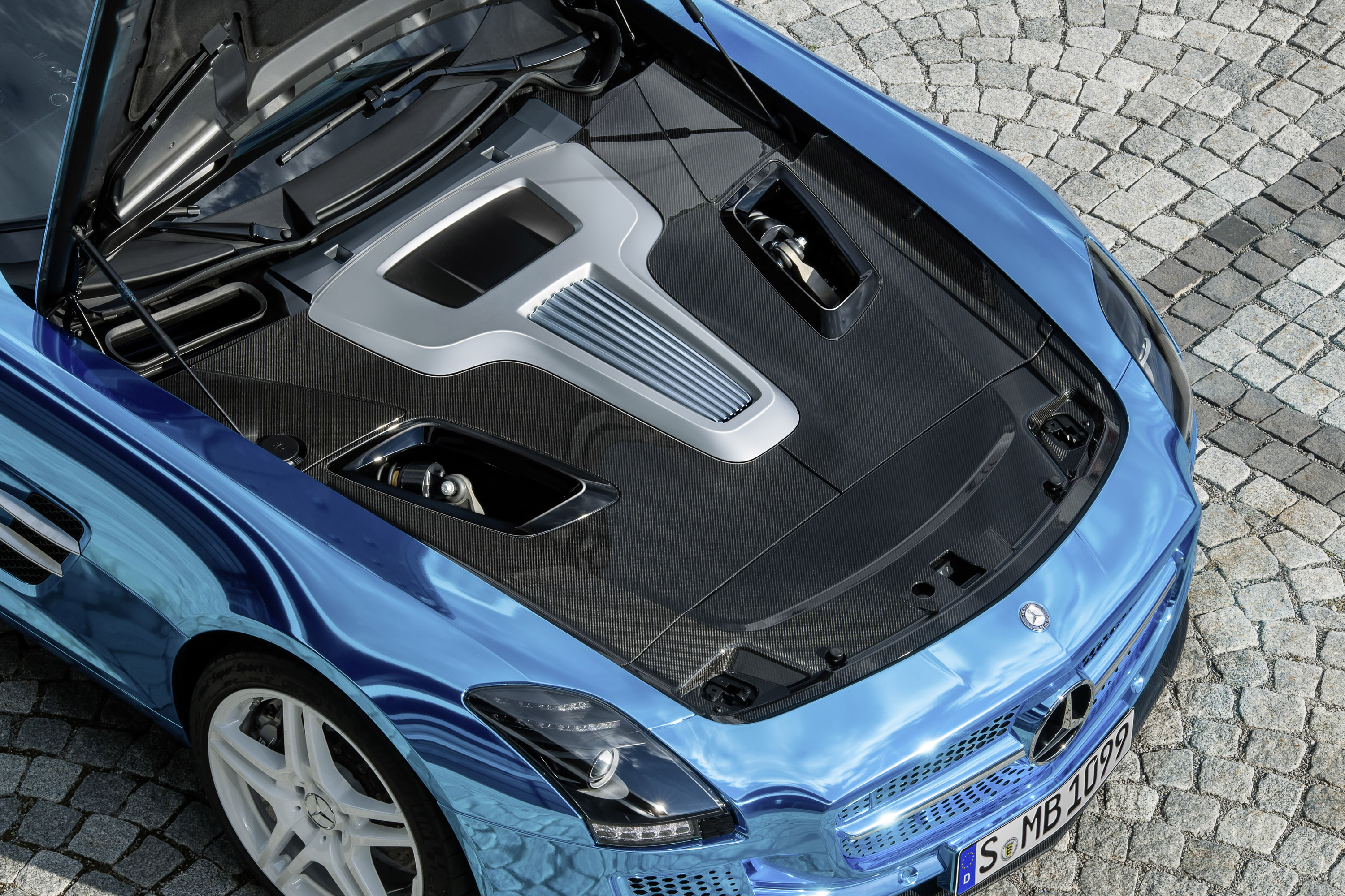 Mercedes-Benz SLS AMG Coupe Electric Drive photo #30