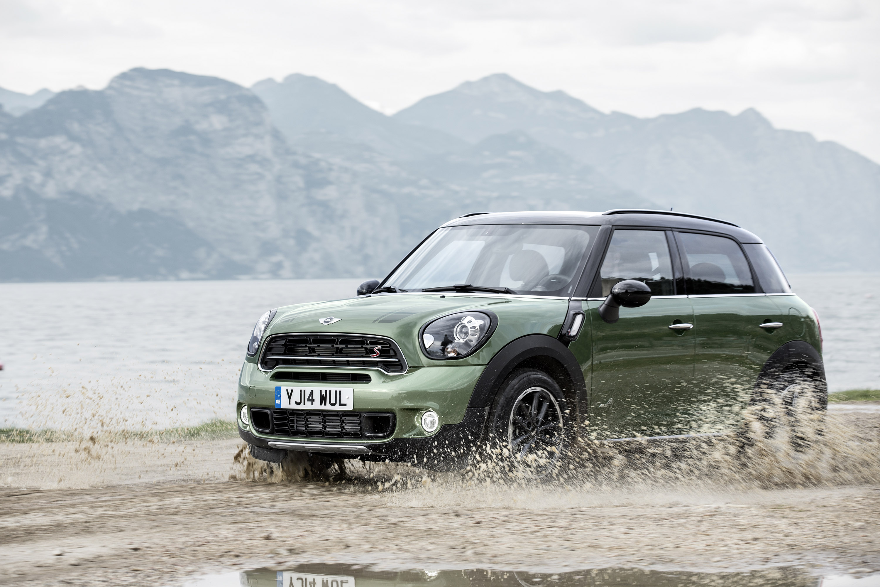 Mini Countryman photo #3