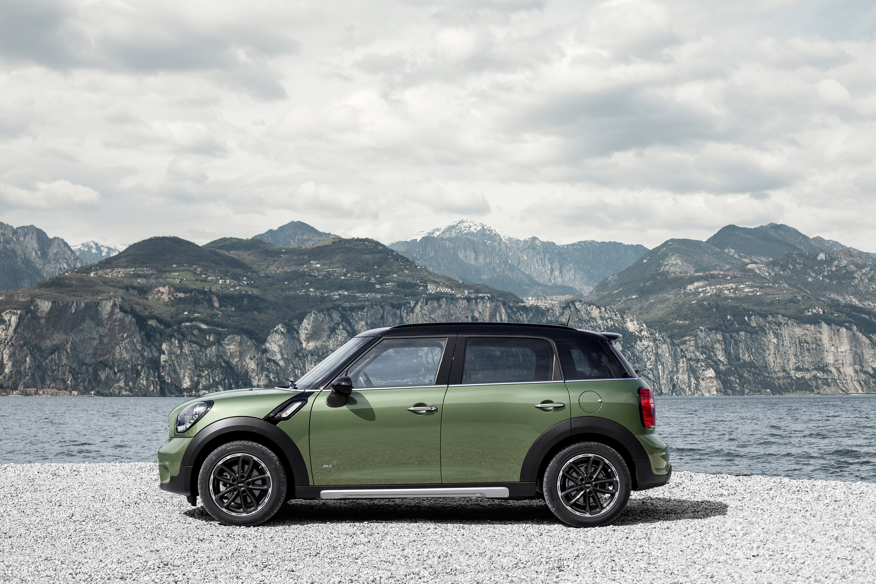 Mini Countryman photo #17