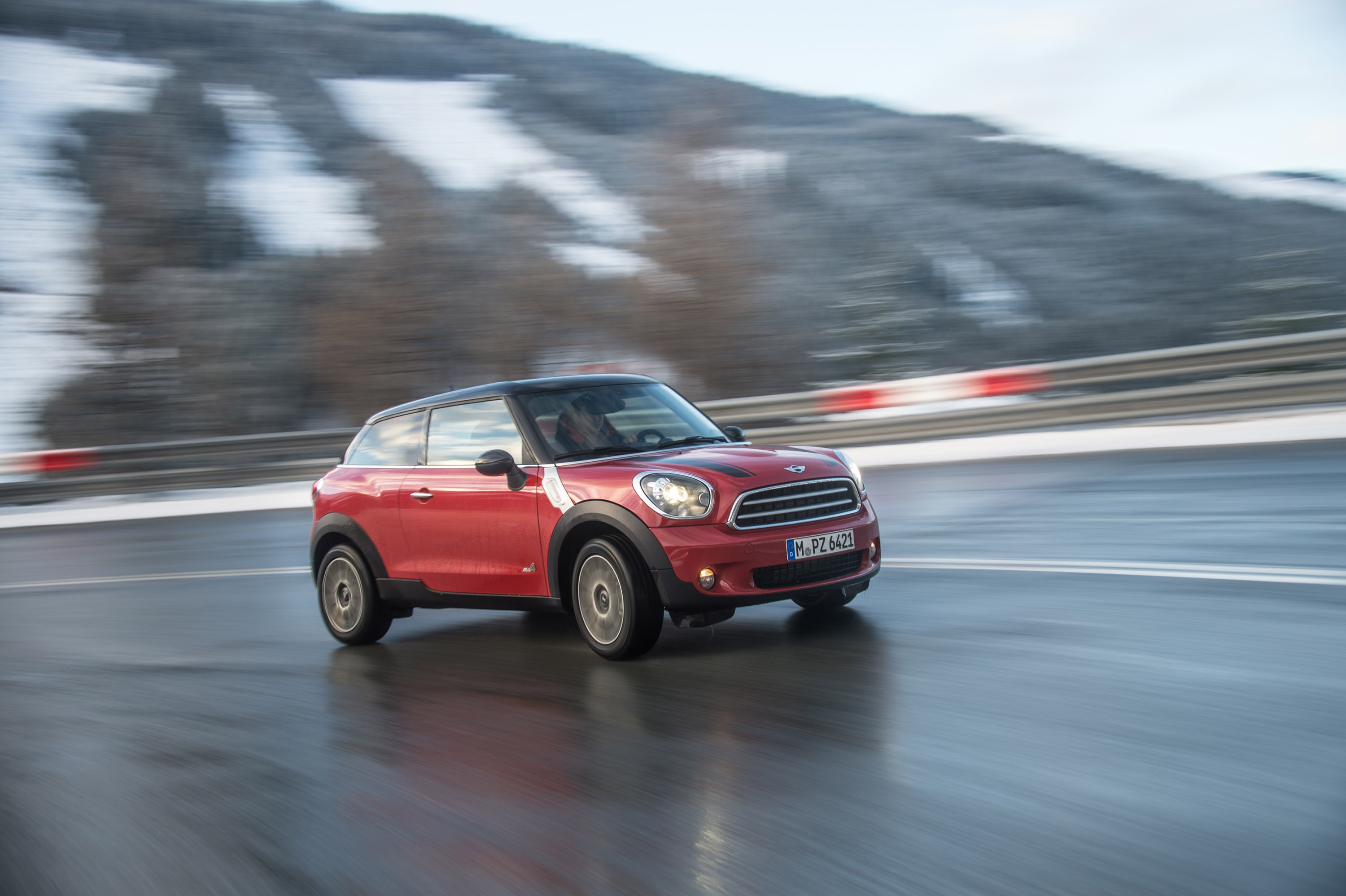 MINI Paceman ALL4 photo #20