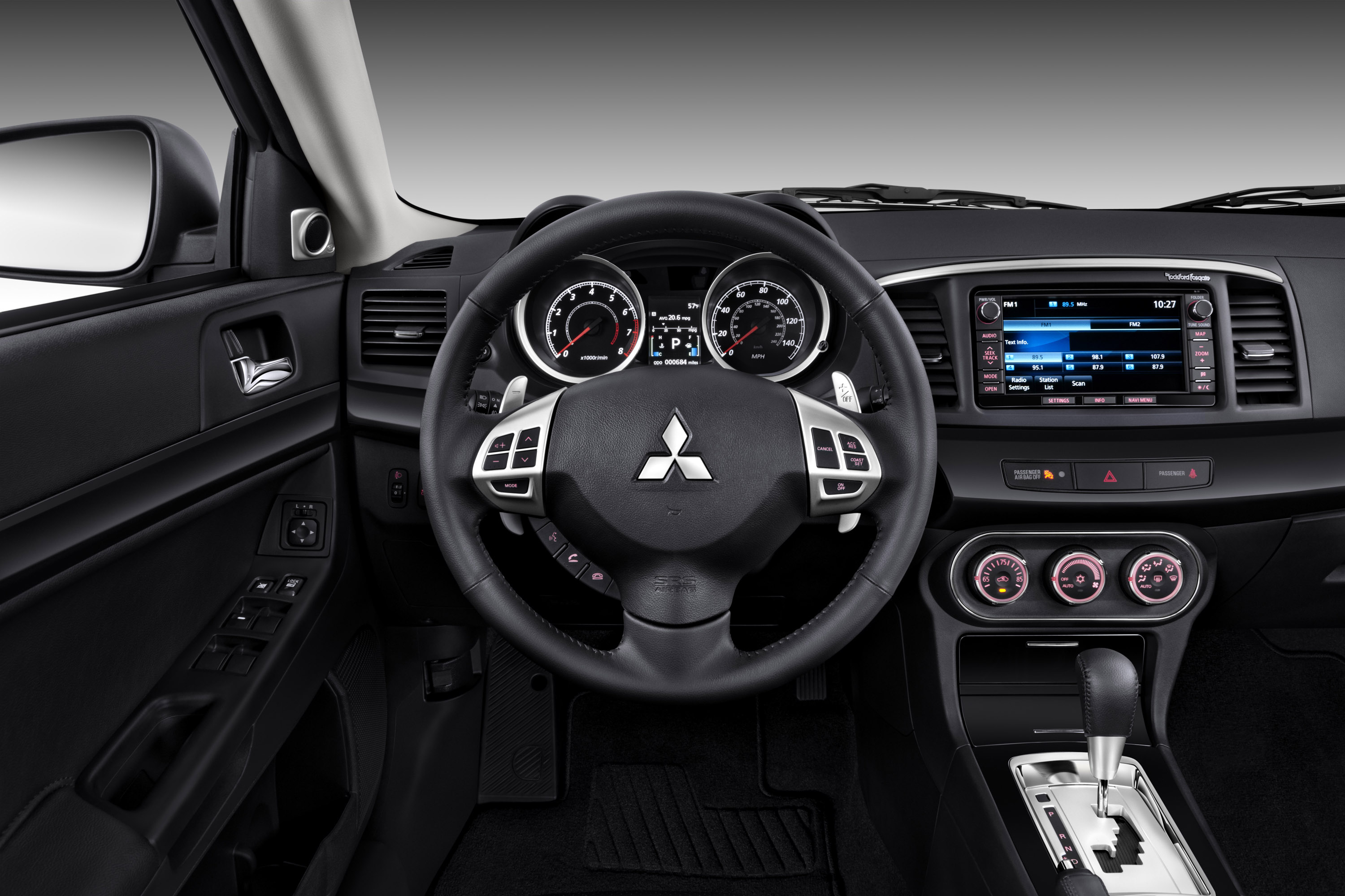 Mitsubishi Lancer photo #8