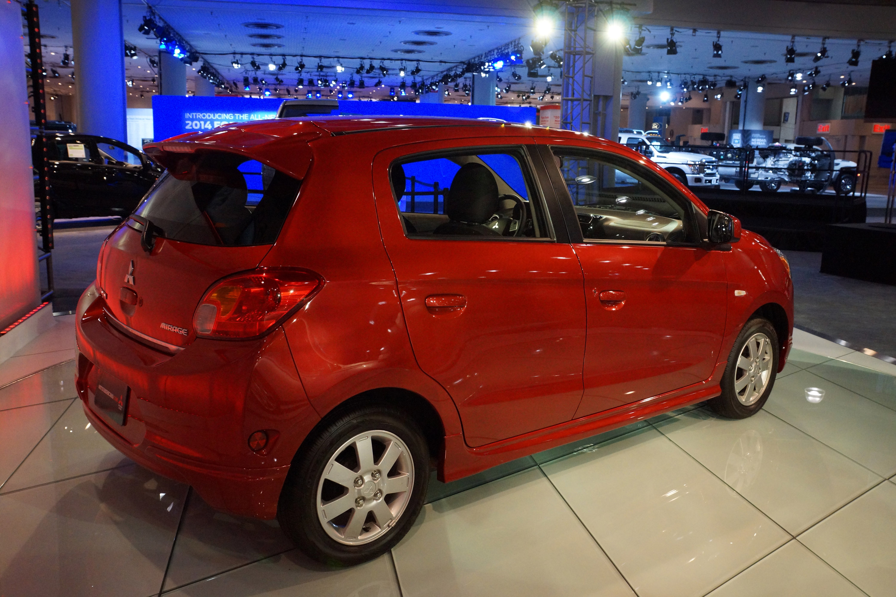 Mitsubishi Mirage photo #16