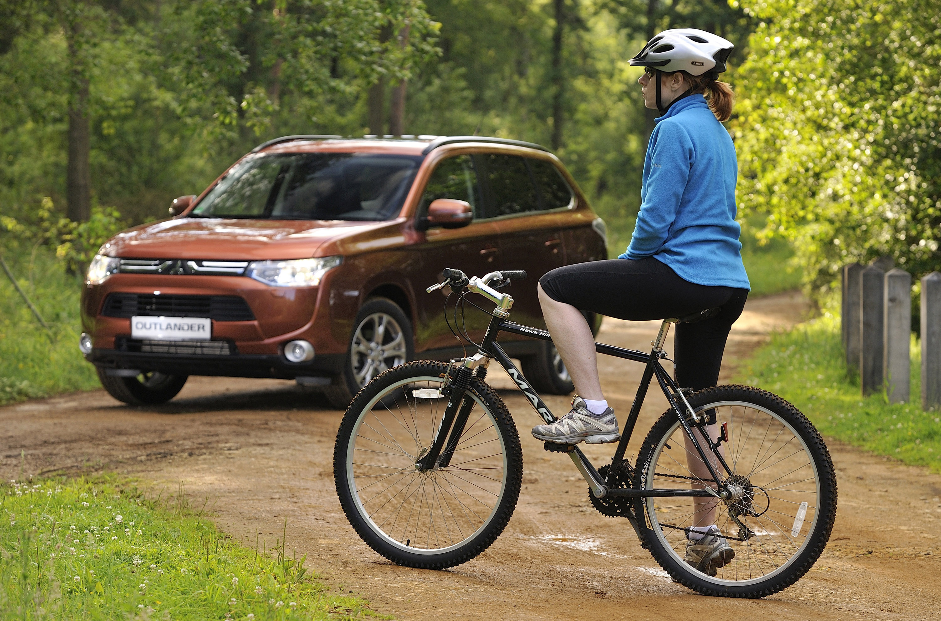Mitsubishi Outlander photo #14