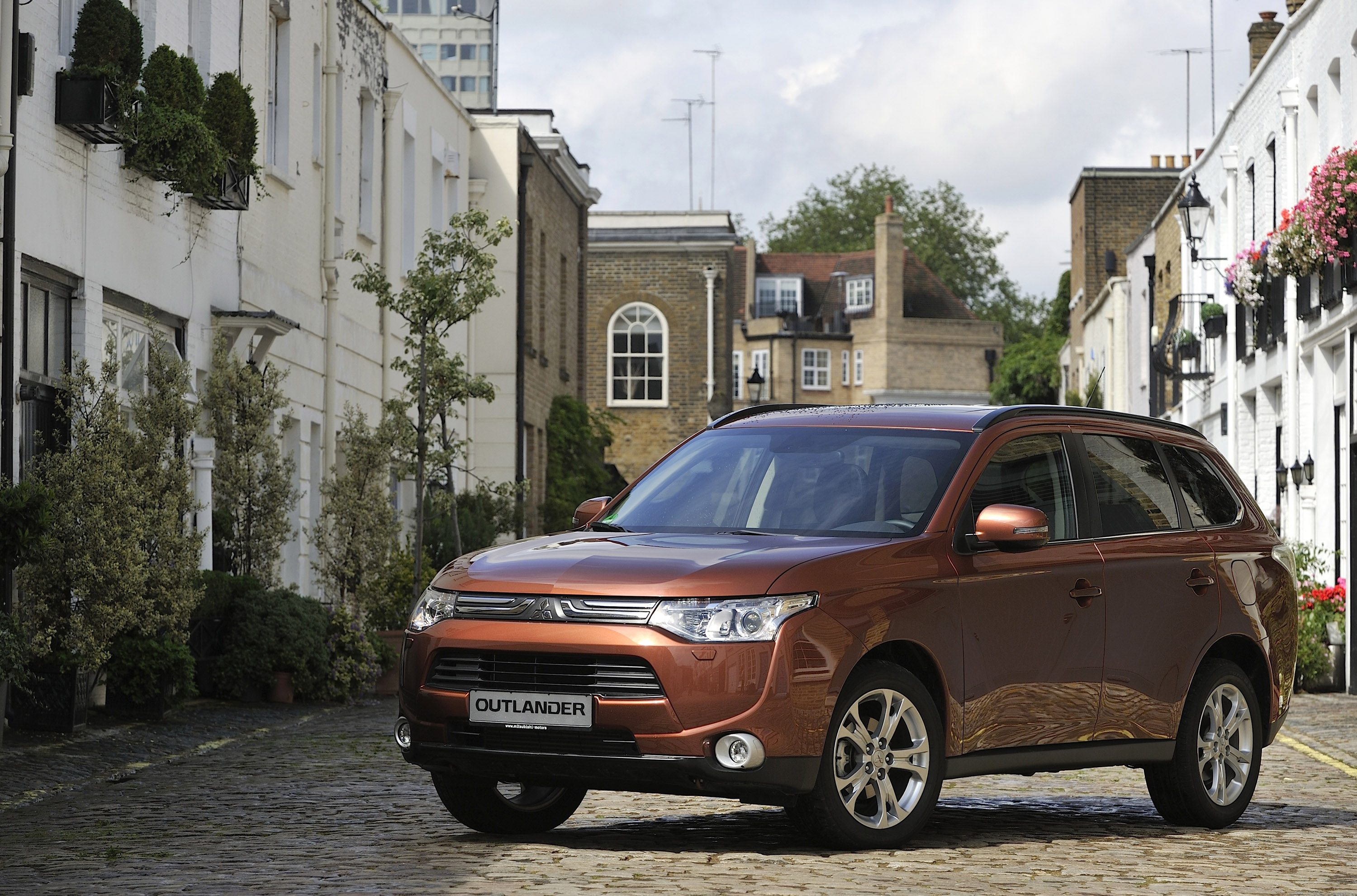 Mitsubishi Outlander photo #22
