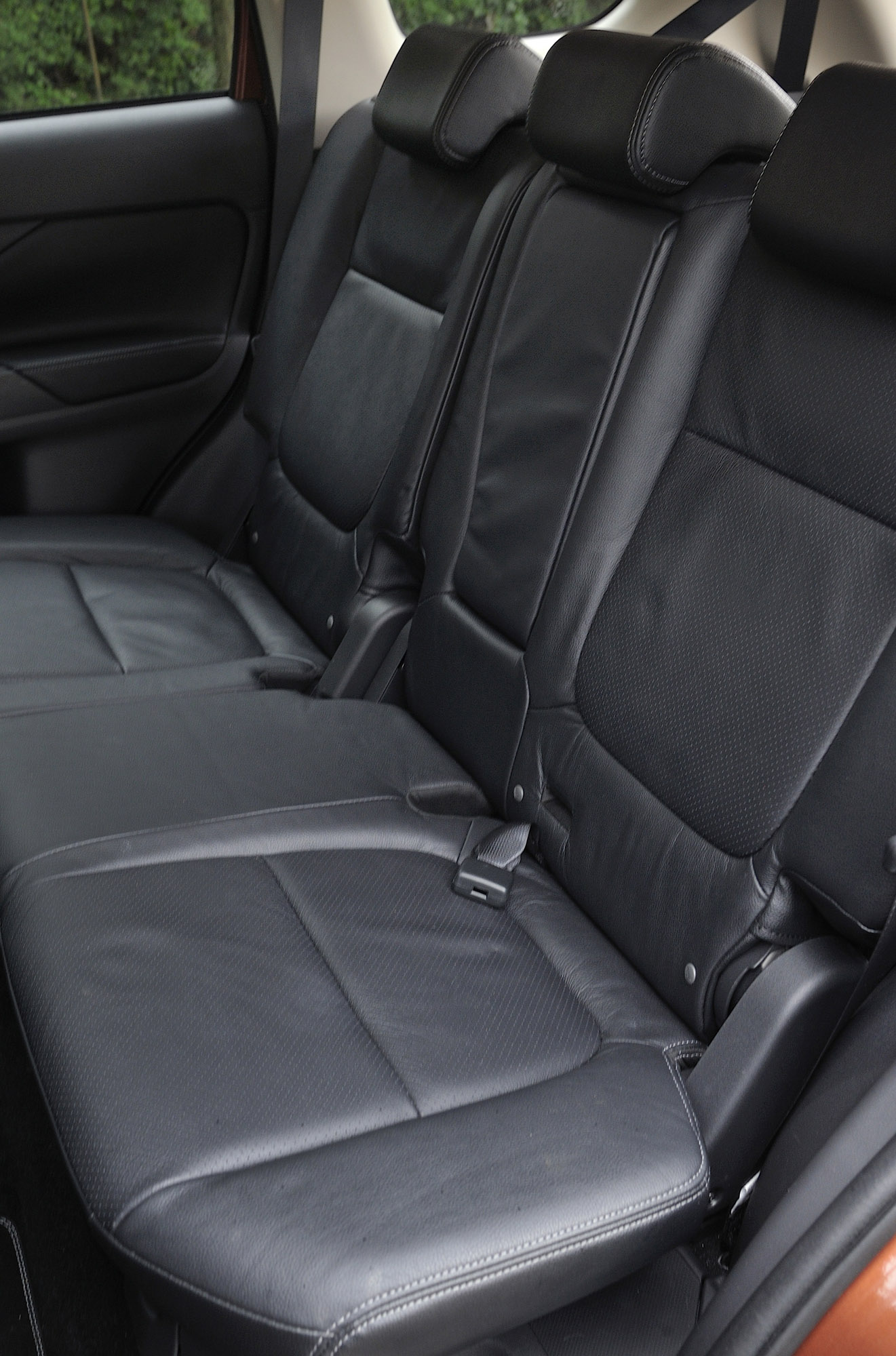 Mitsubishi Outlander photo #35