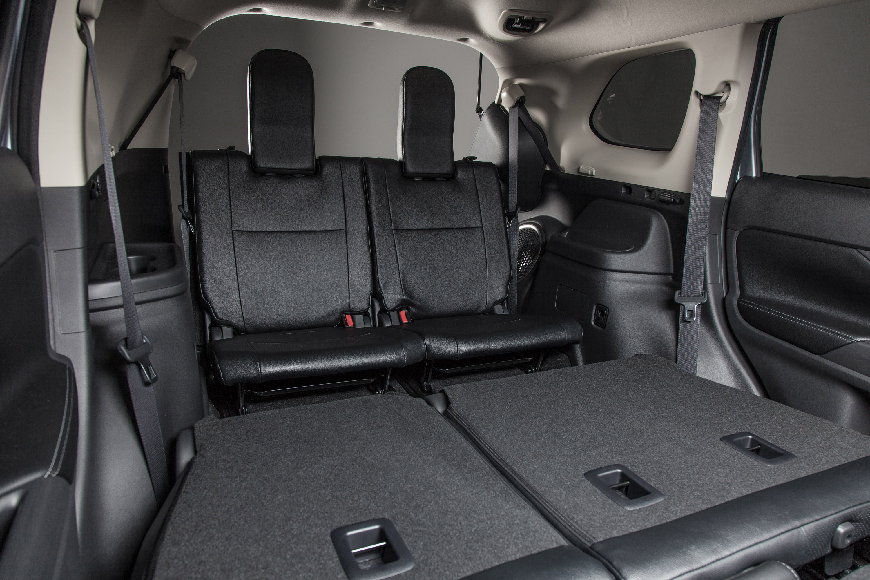 Mitsubishi Outlander photo #55