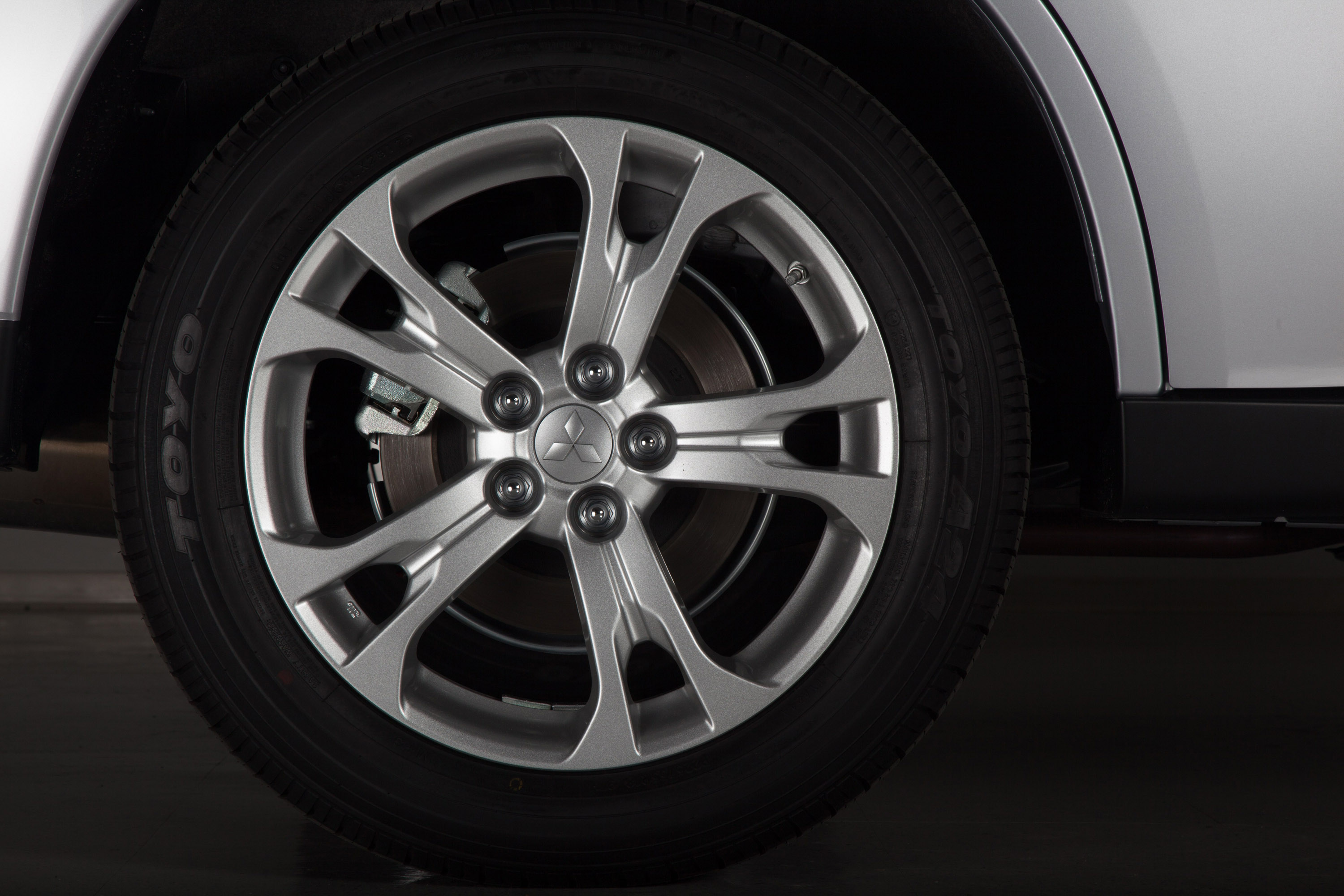 Mitsubishi Outlander photo #56