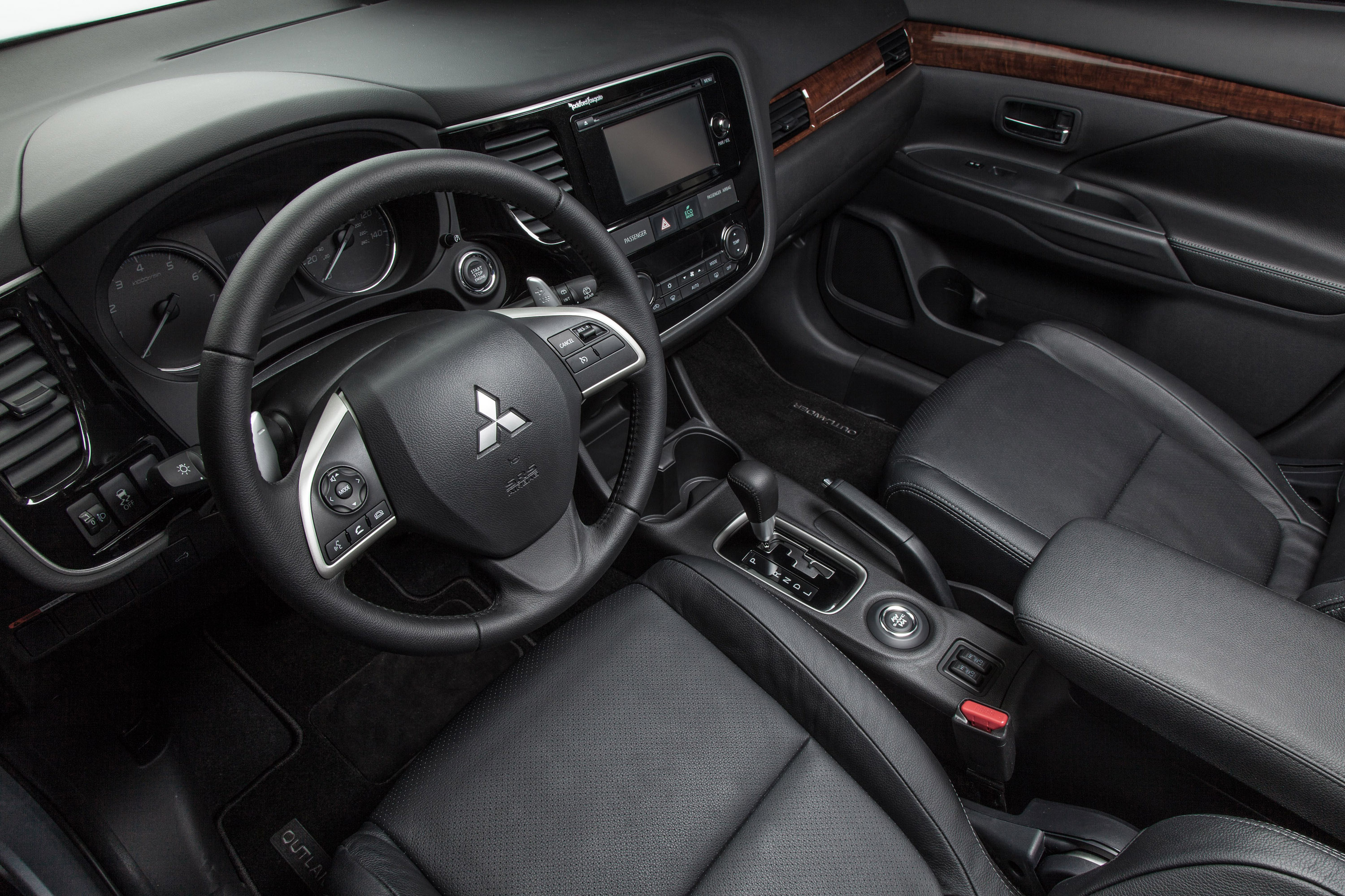 Mitsubishi Outlander photo #58