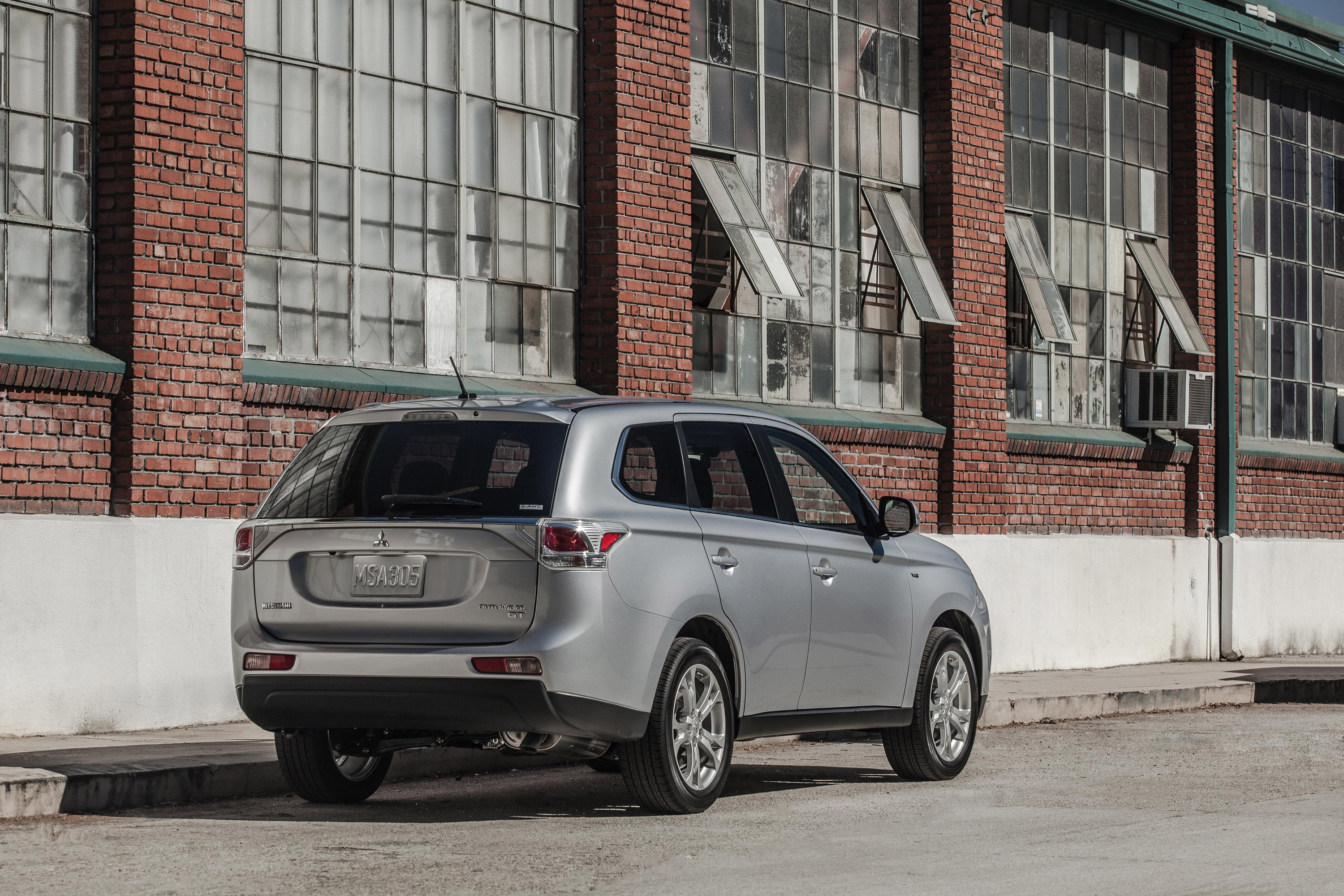 Mitsubishi Outlander photo #65