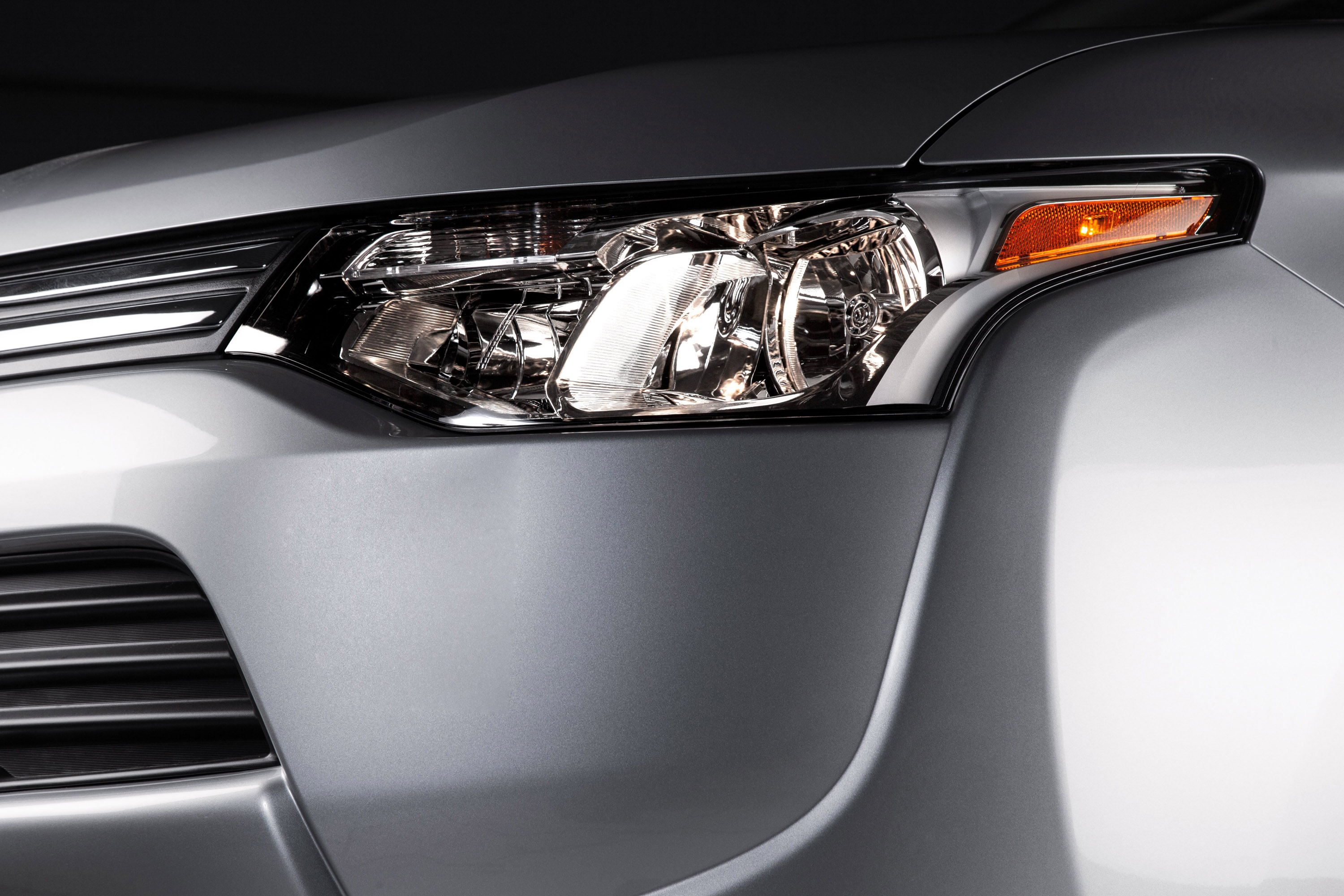 Mitsubishi Outlander photo #90