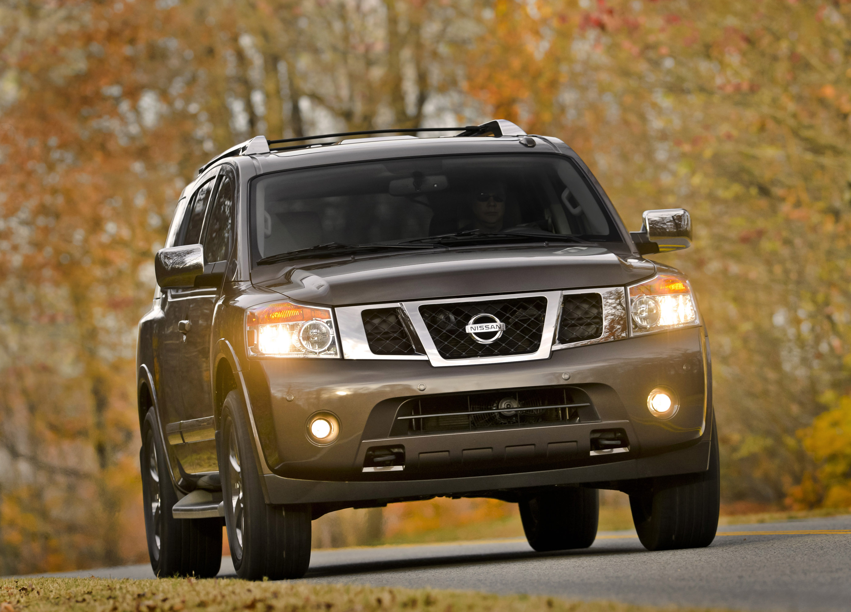 Nissan Armada photo #2