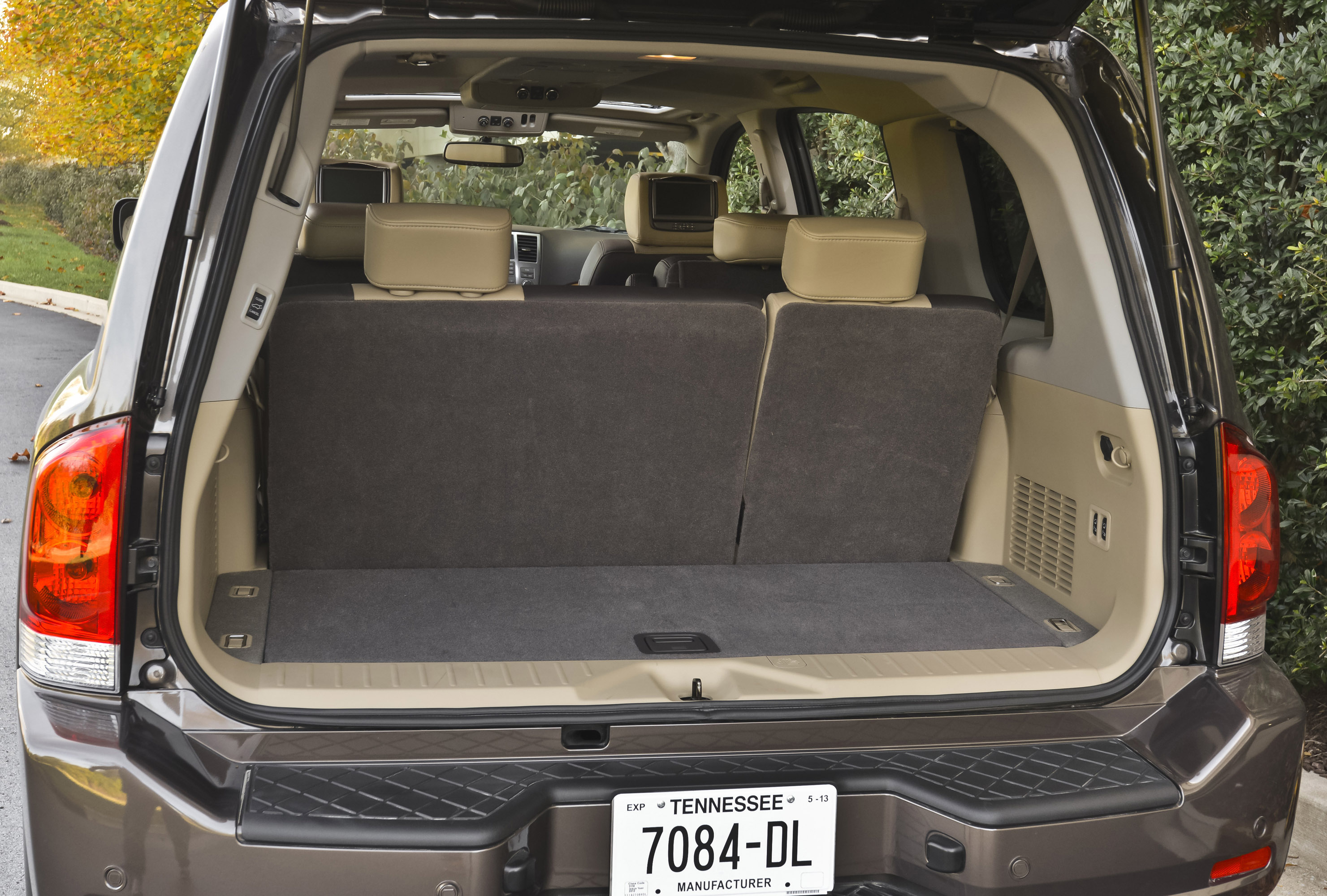 Nissan Armada photo #15