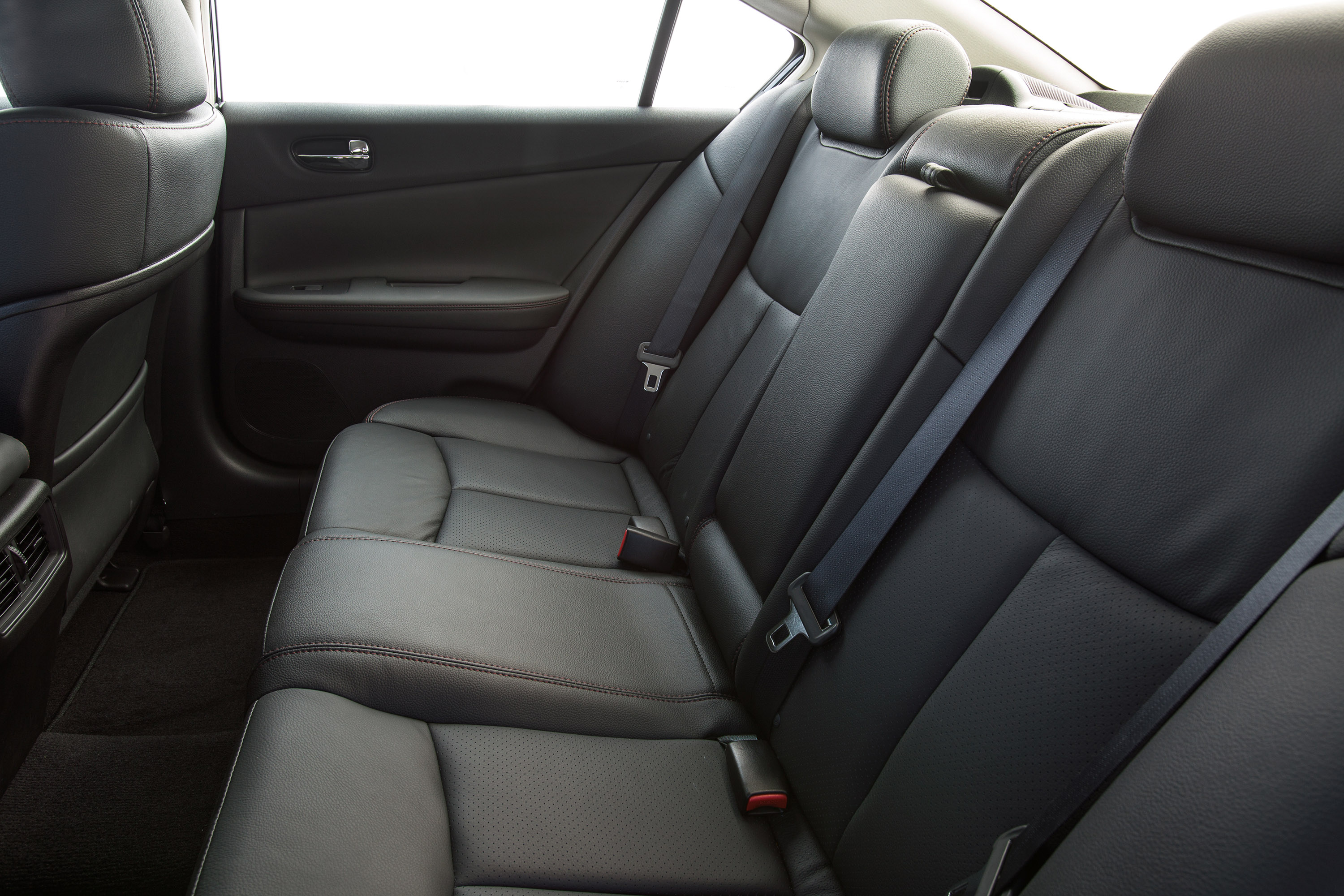 Nissan Maxima photo #21